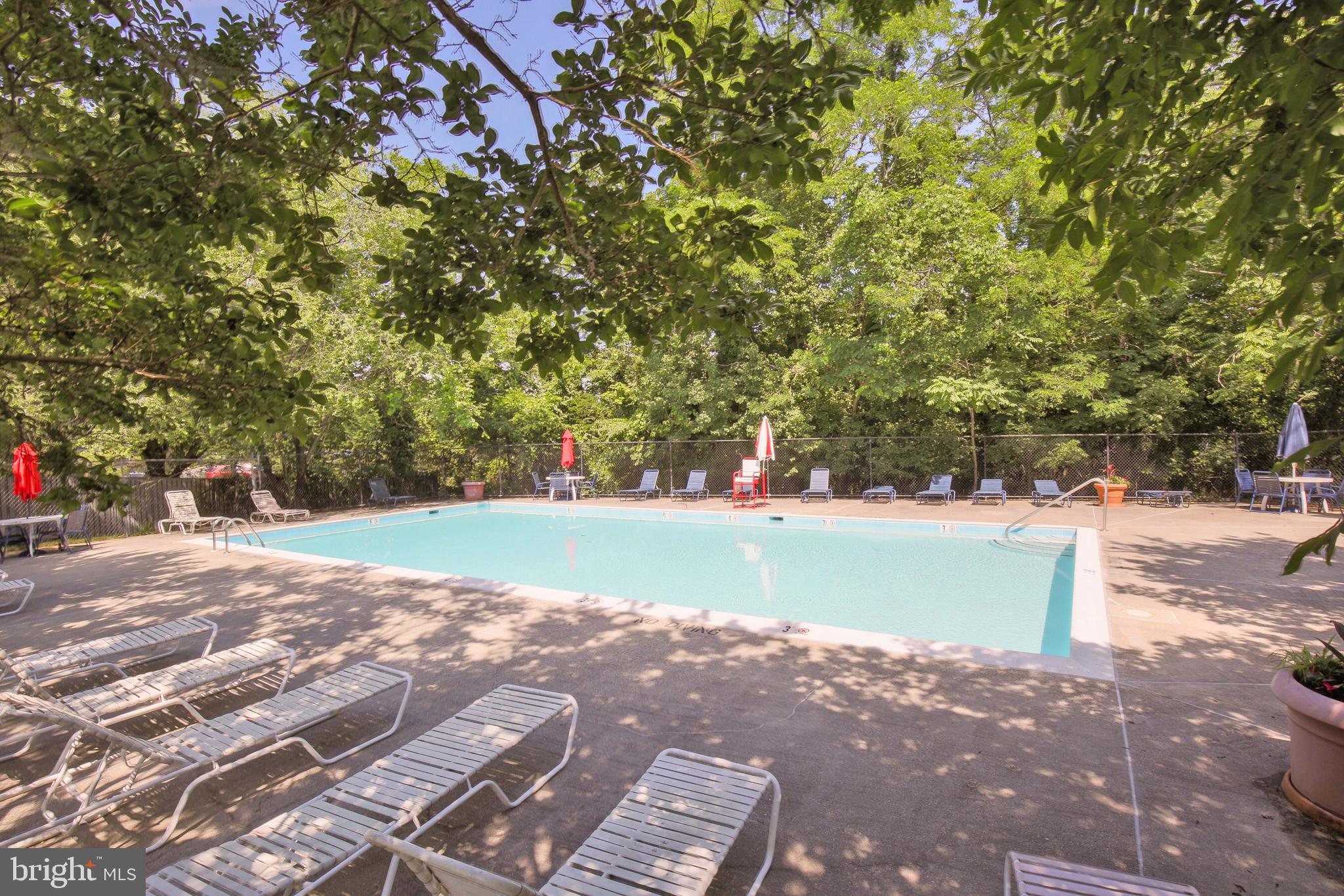 LAKE HERON CONDO - Residential