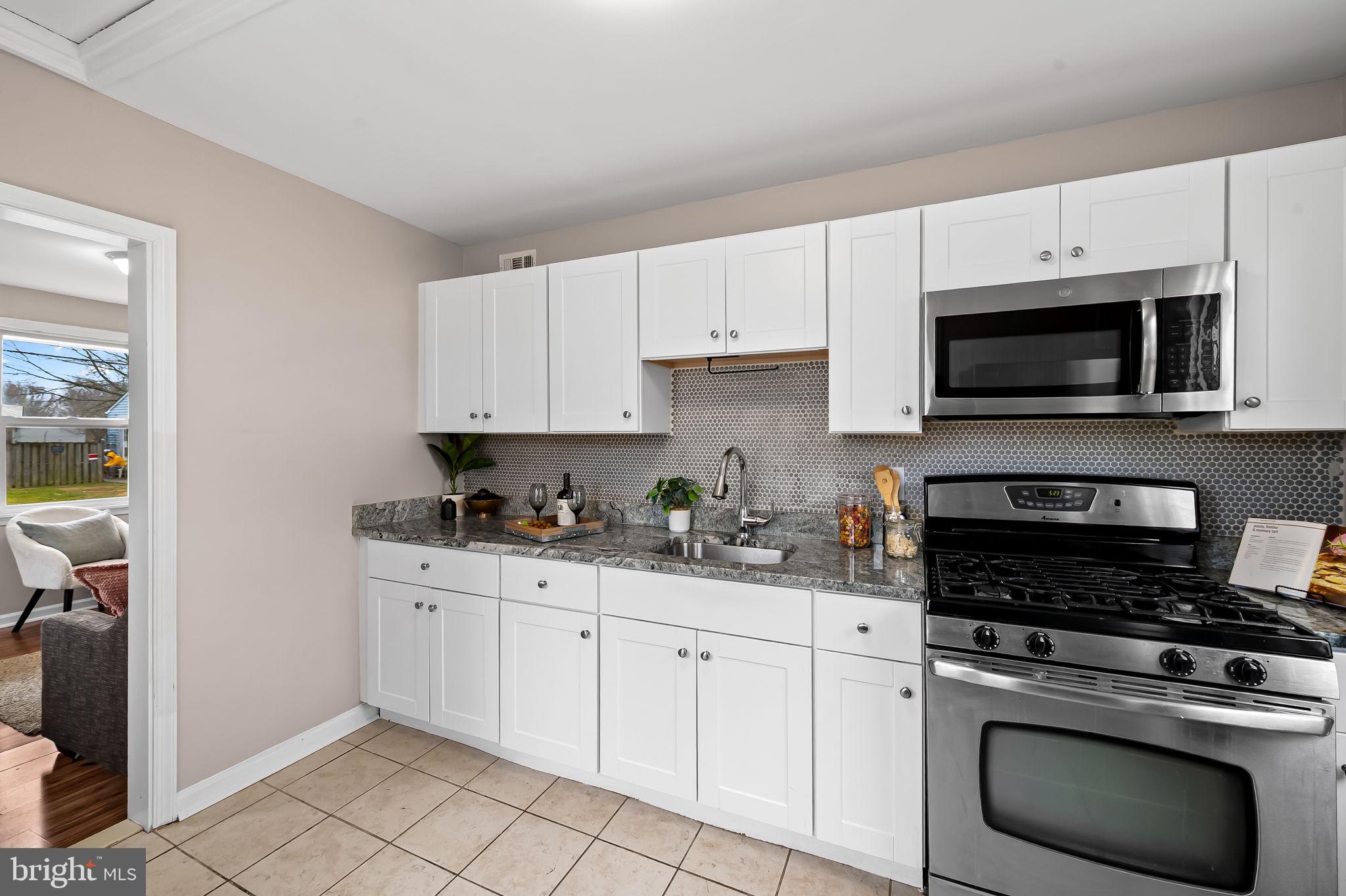 SWAN MEADOWS - Residential