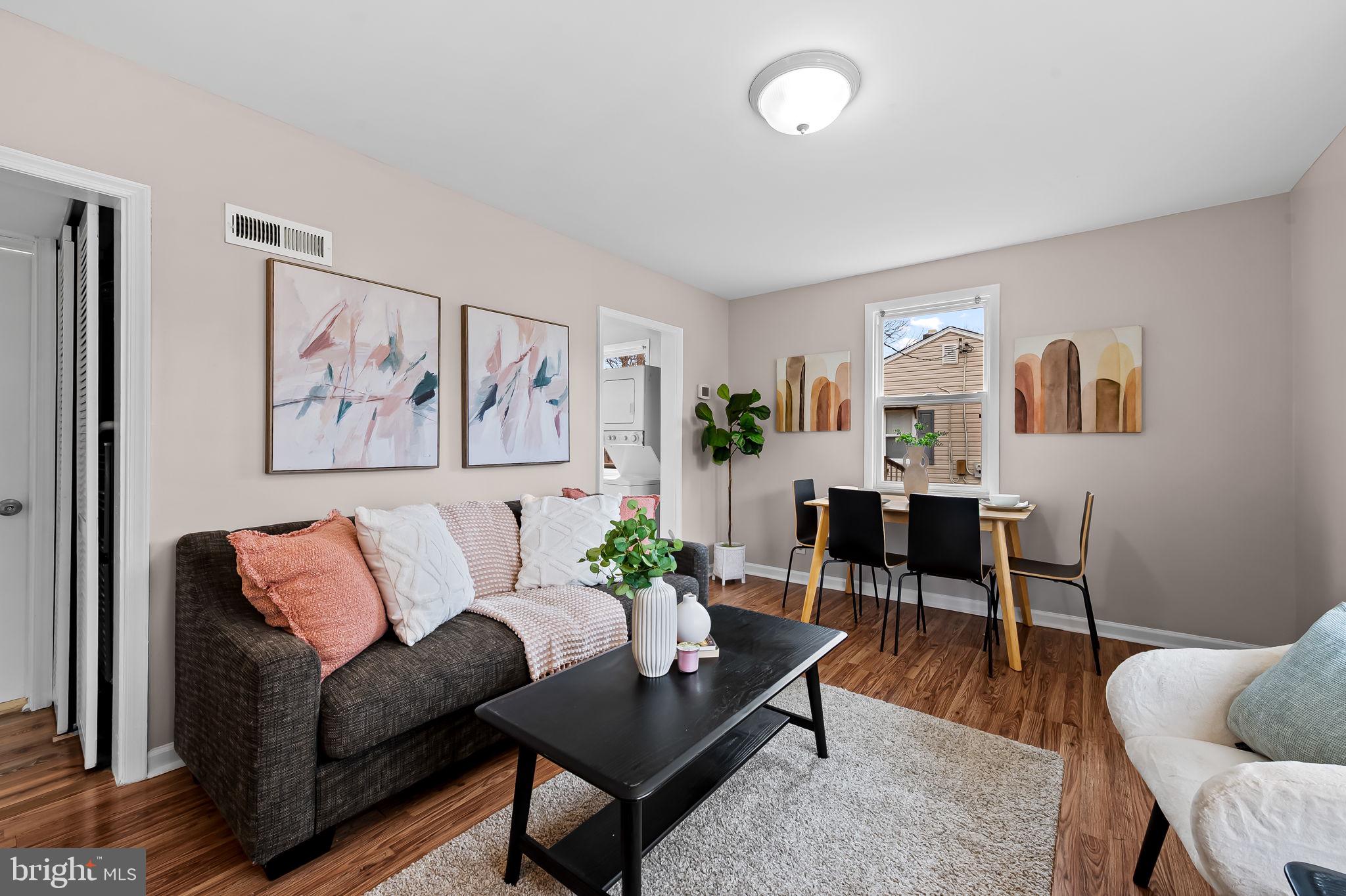 SWAN MEADOWS - Residential