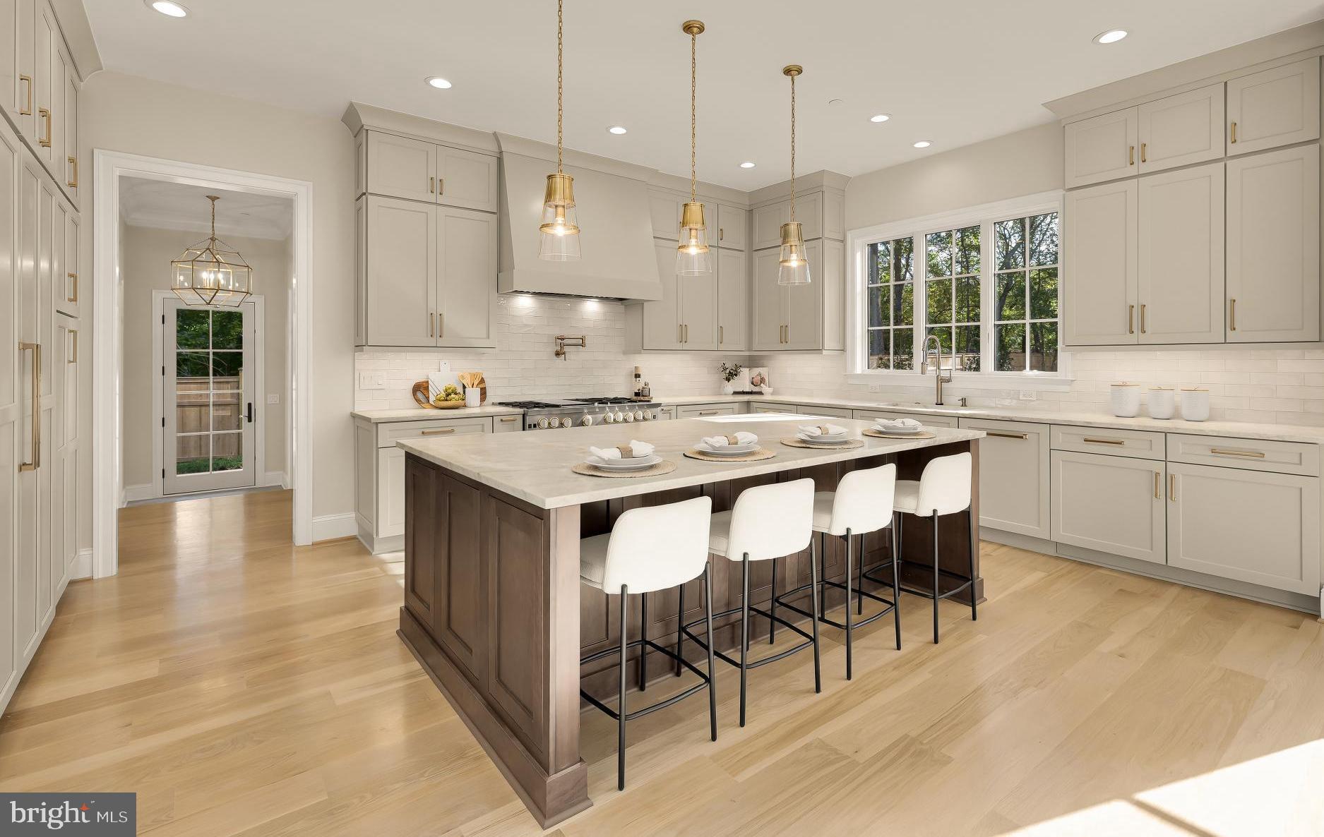 ARROWOOD - Residential