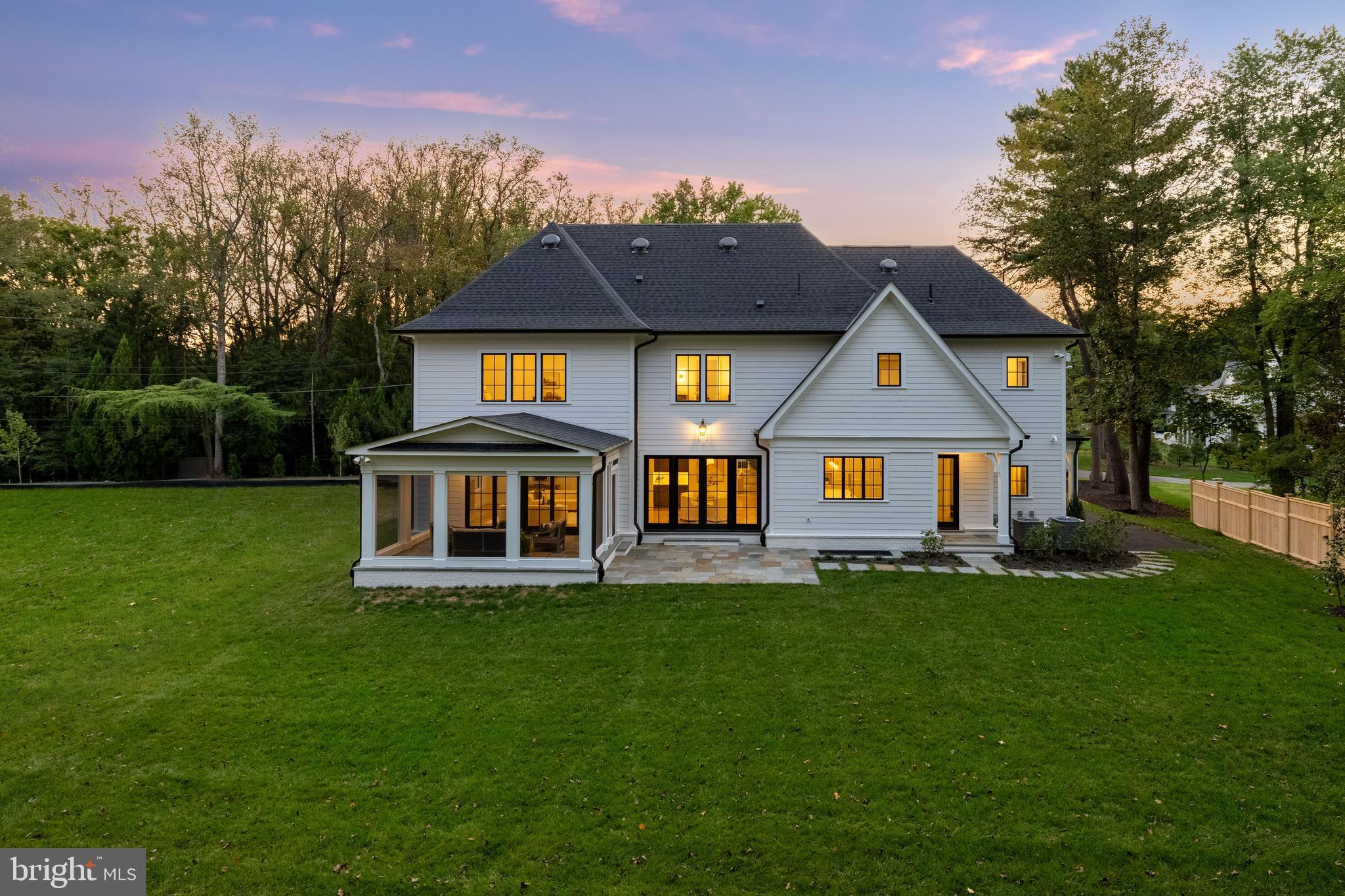 ARROWOOD - Residential