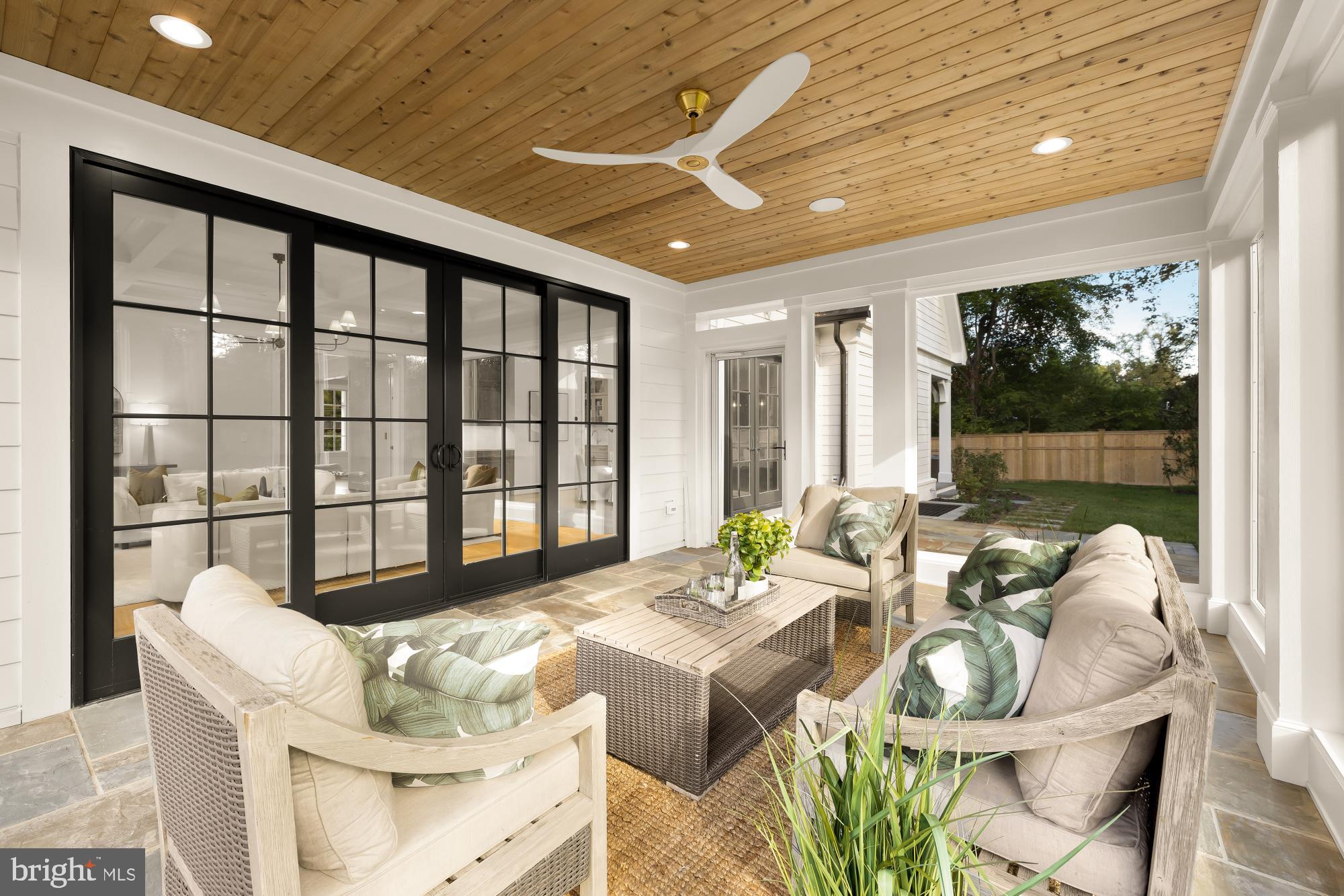 ARROWOOD - Residential