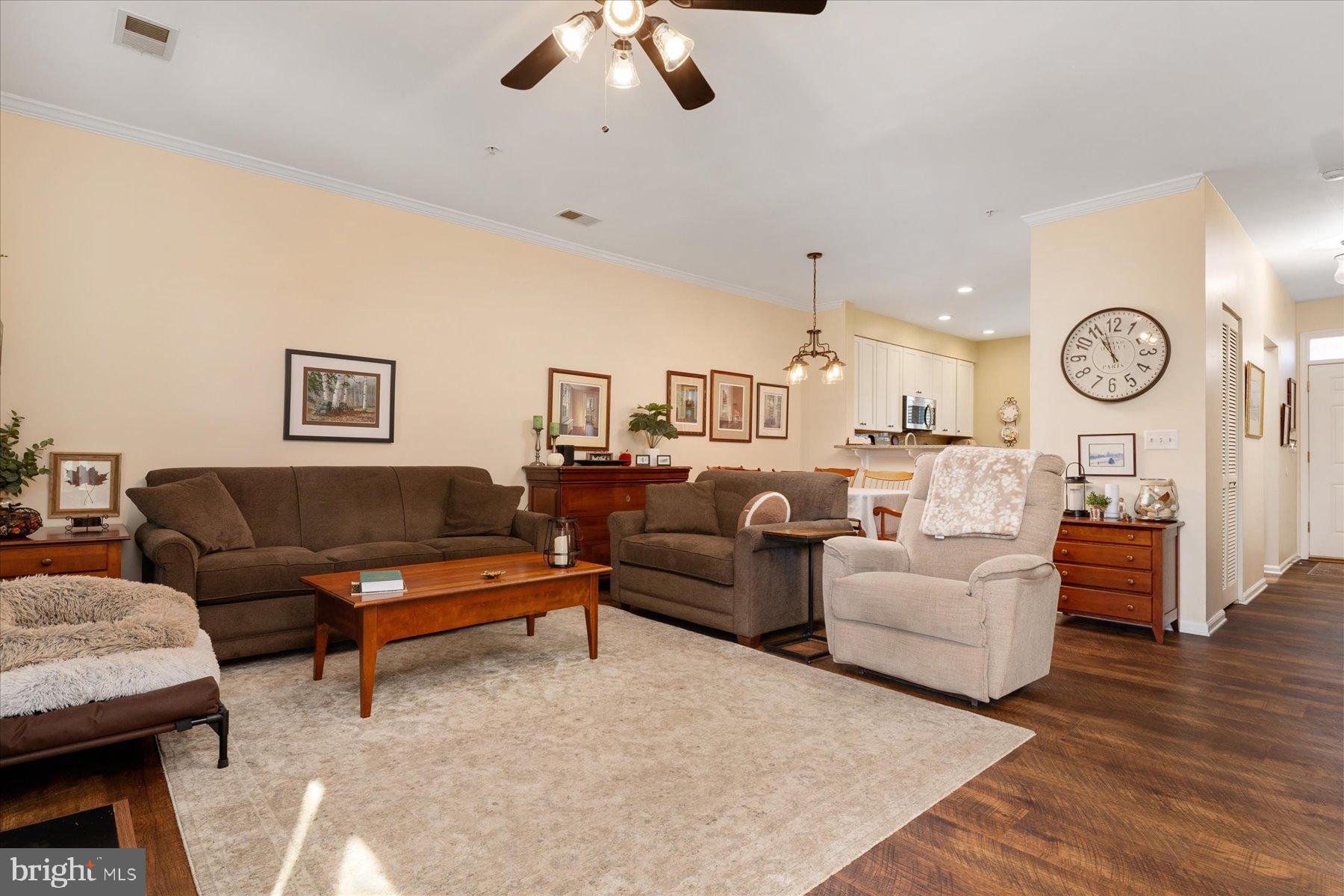 NANTUCKET MEWS @ CROFTON - Residential