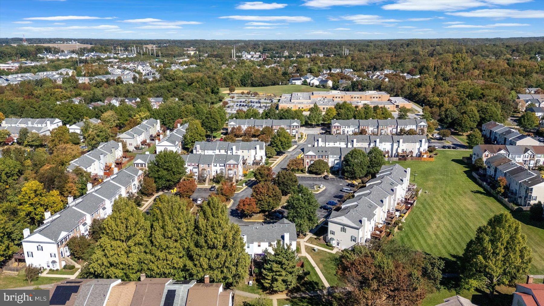 NANTUCKET MEWS @ CROFTON - Residential