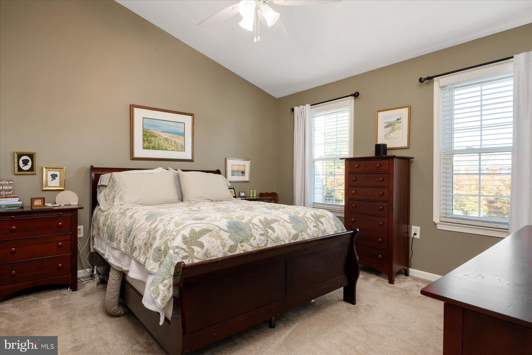 NANTUCKET MEWS @ CROFTON - Residential