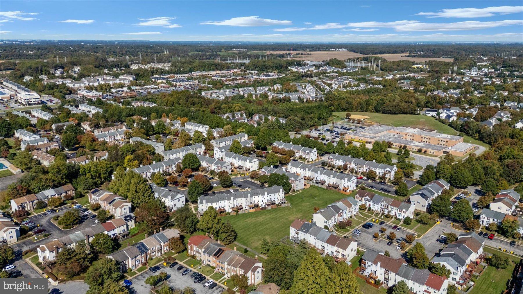 NANTUCKET MEWS @ CROFTON - Residential