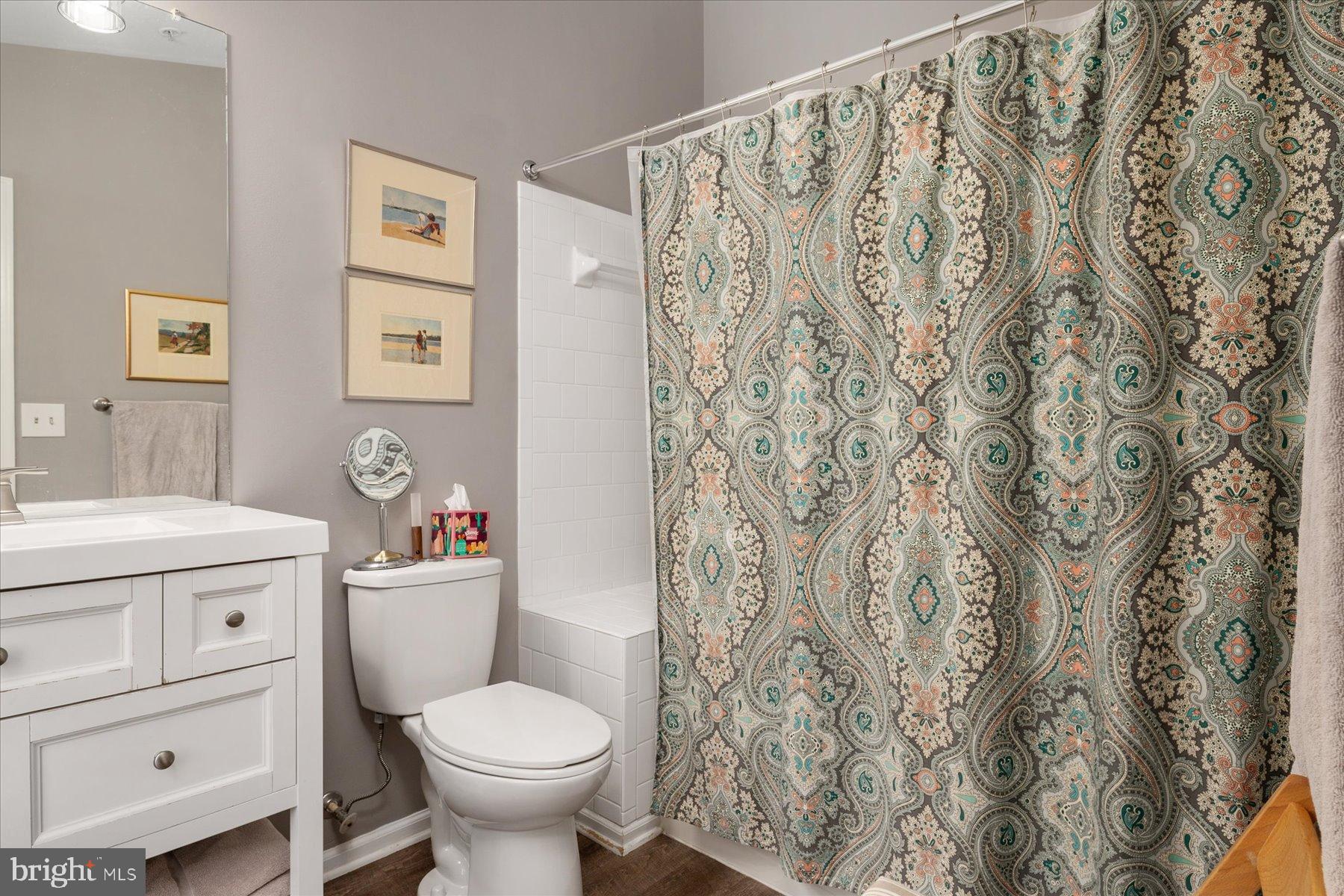 NANTUCKET MEWS @ CROFTON - Residential