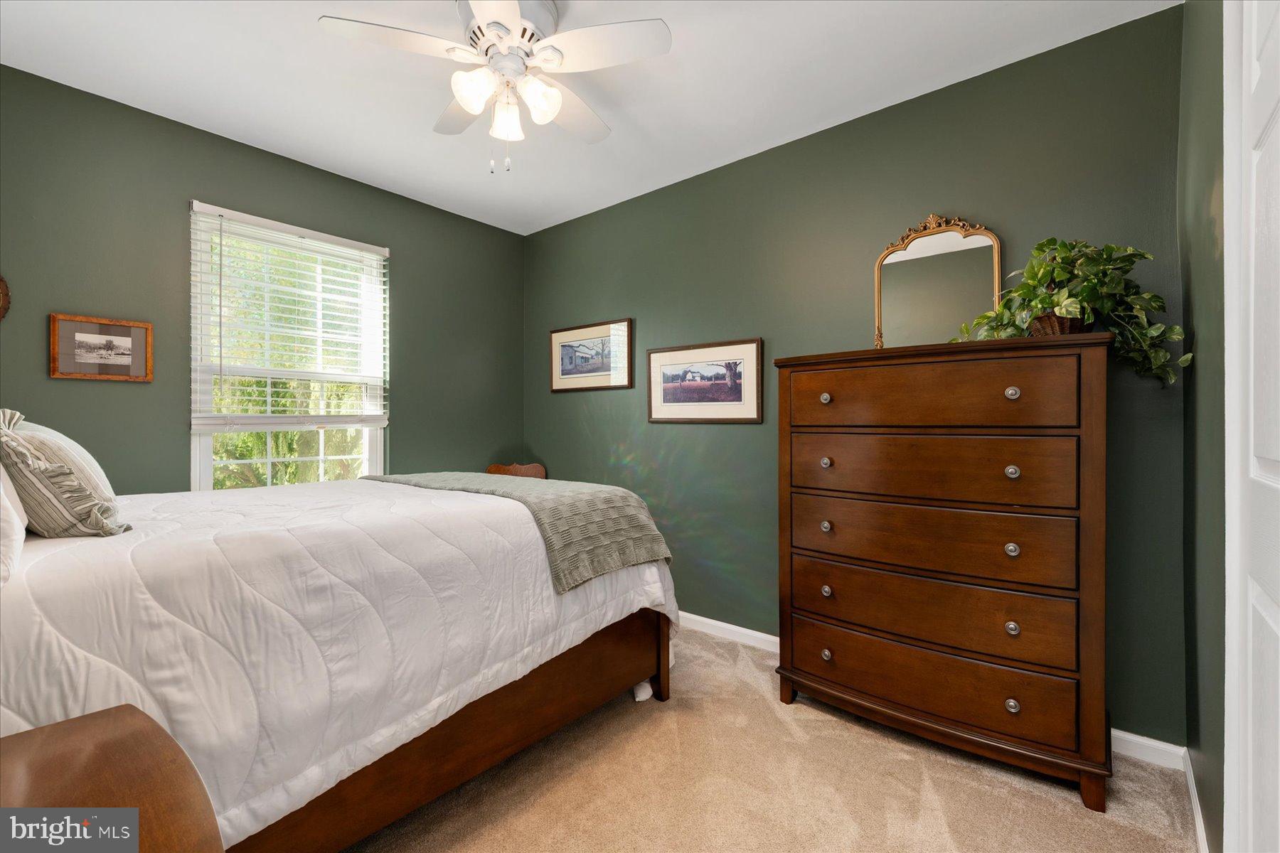 NANTUCKET MEWS @ CROFTON - Residential