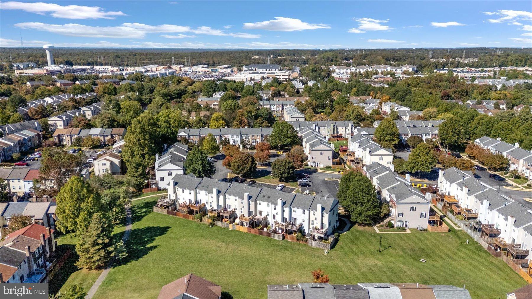 NANTUCKET MEWS @ CROFTON - Residential