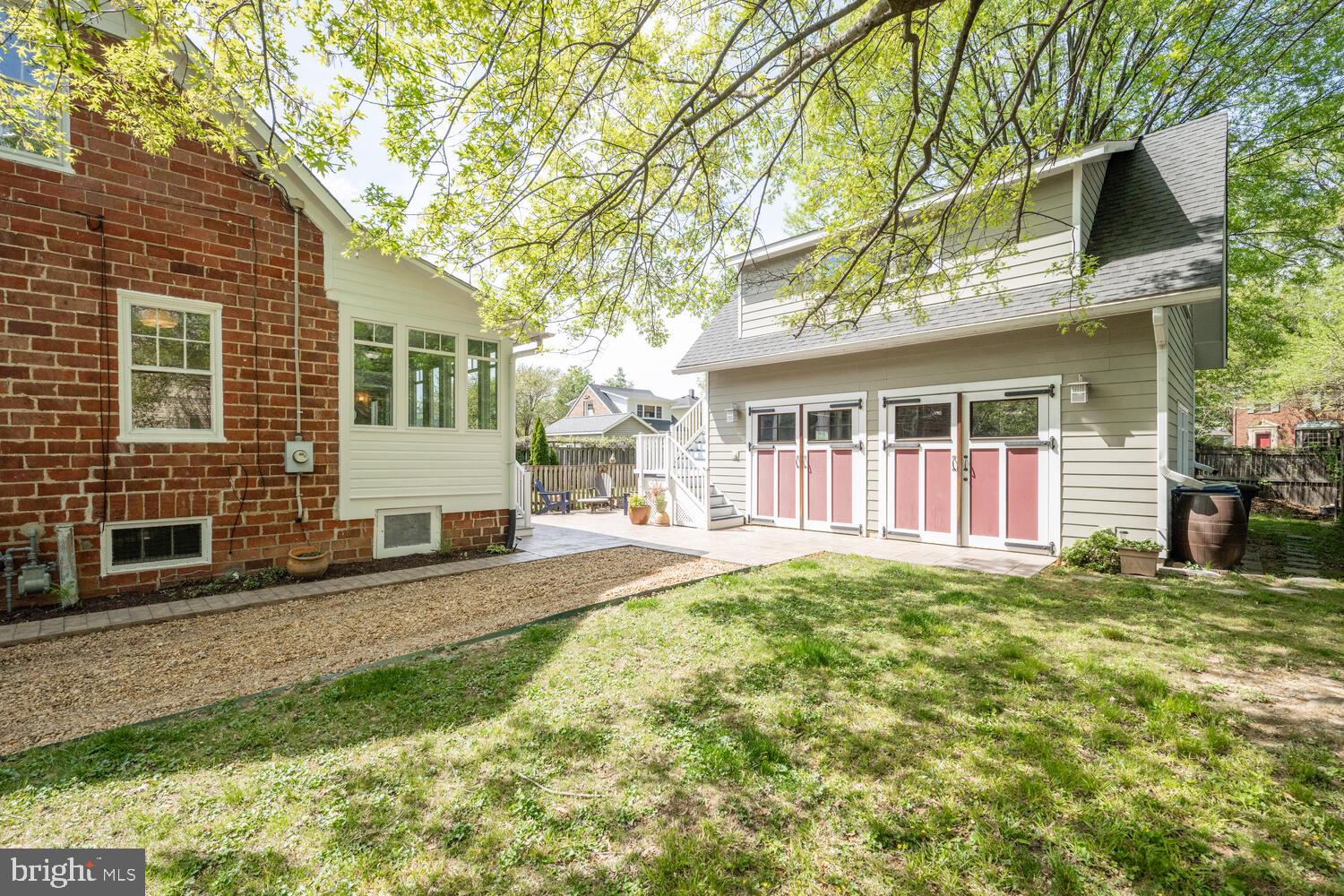 212 E OXFORD AVENUE