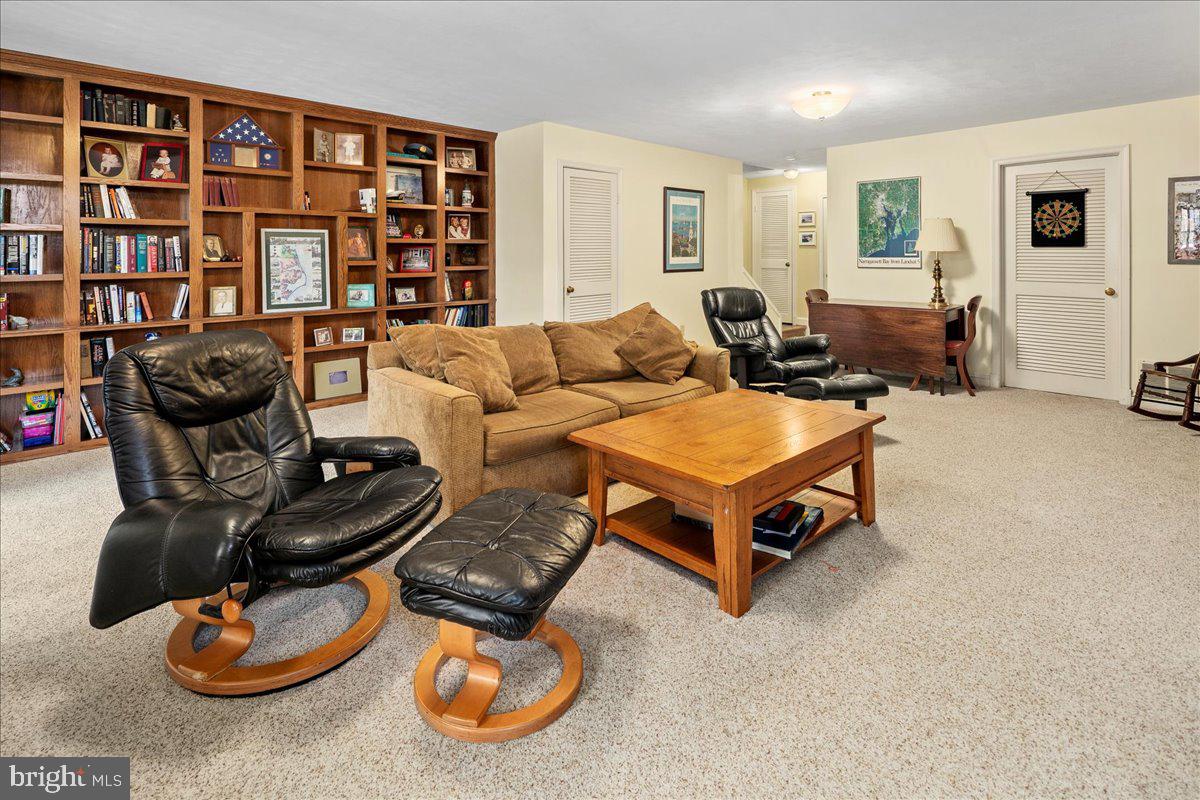 OLDE BELHAVEN TOWNE - Residential