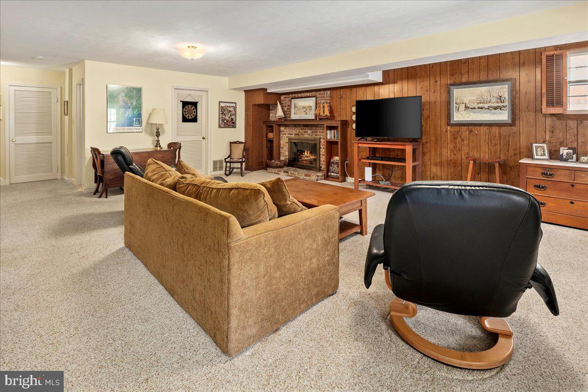 OLDE BELHAVEN TOWNE - Residential