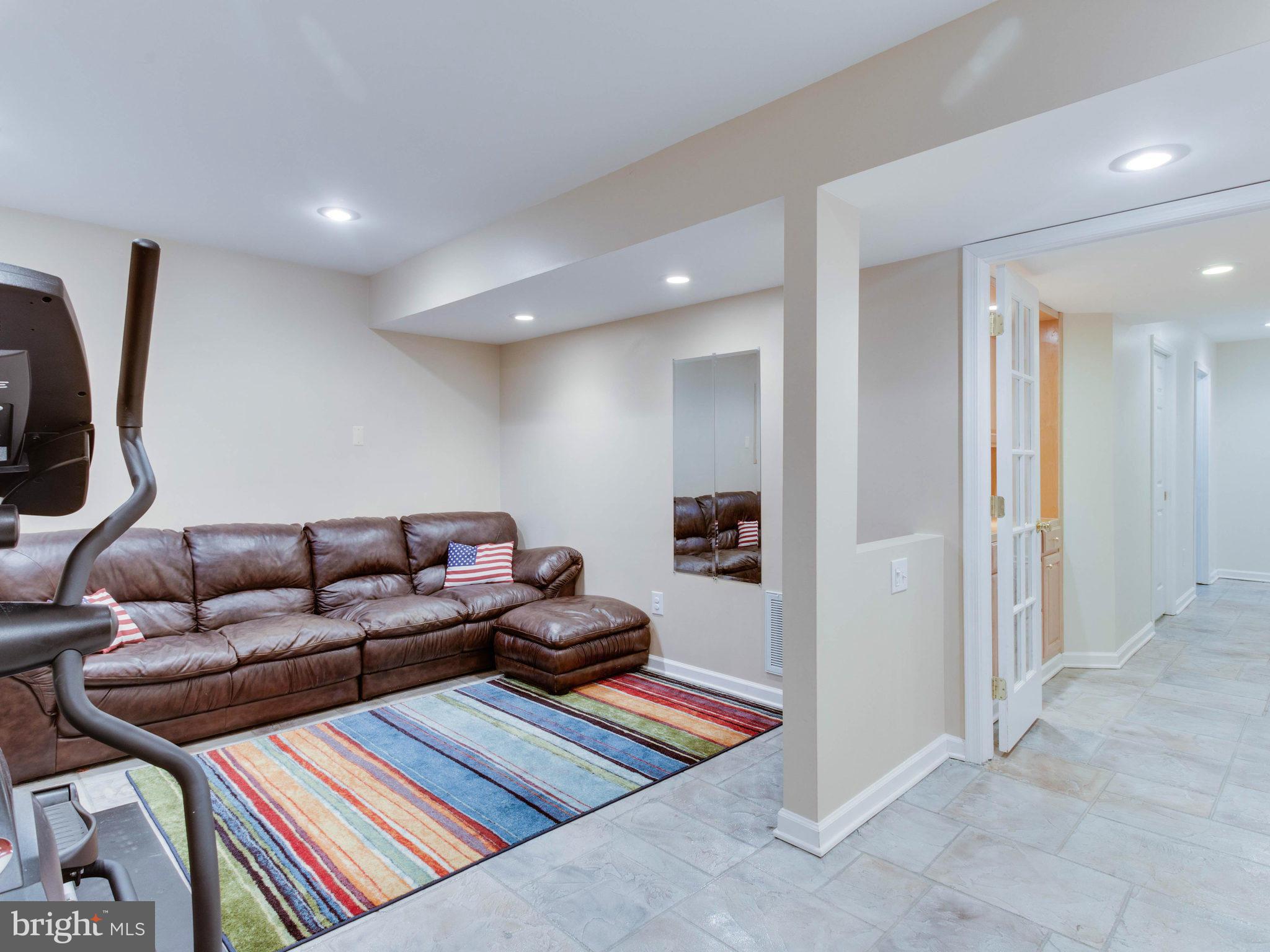 SHANNON STATION - Residential