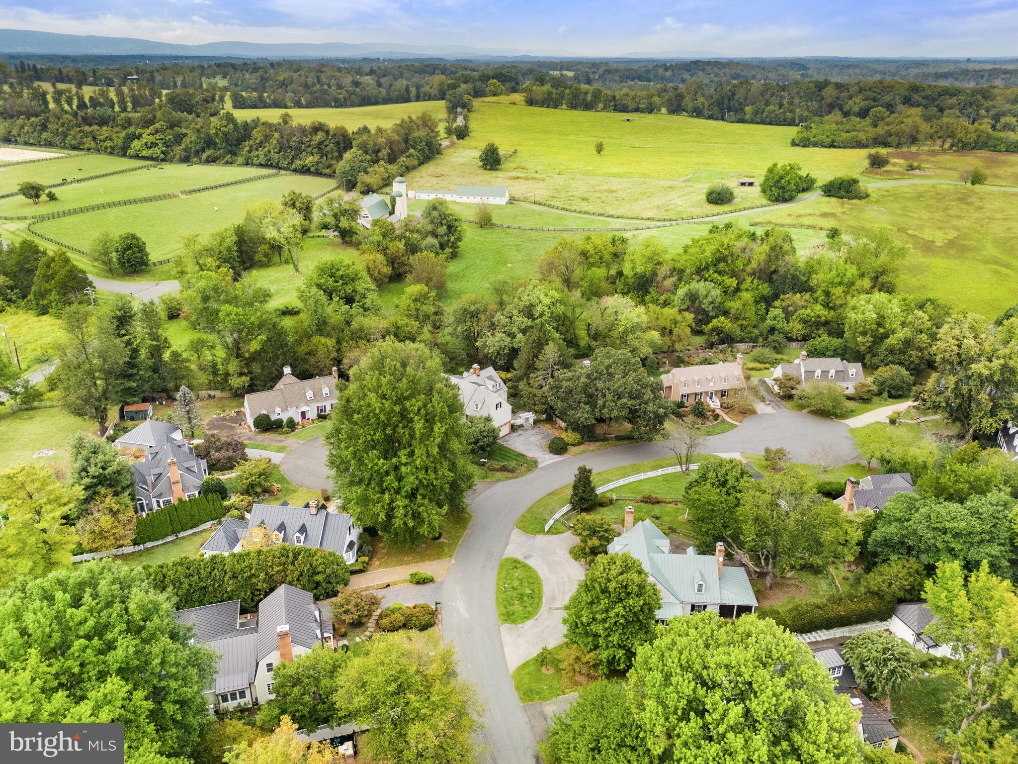 VILLAGE HAMLET - Residential