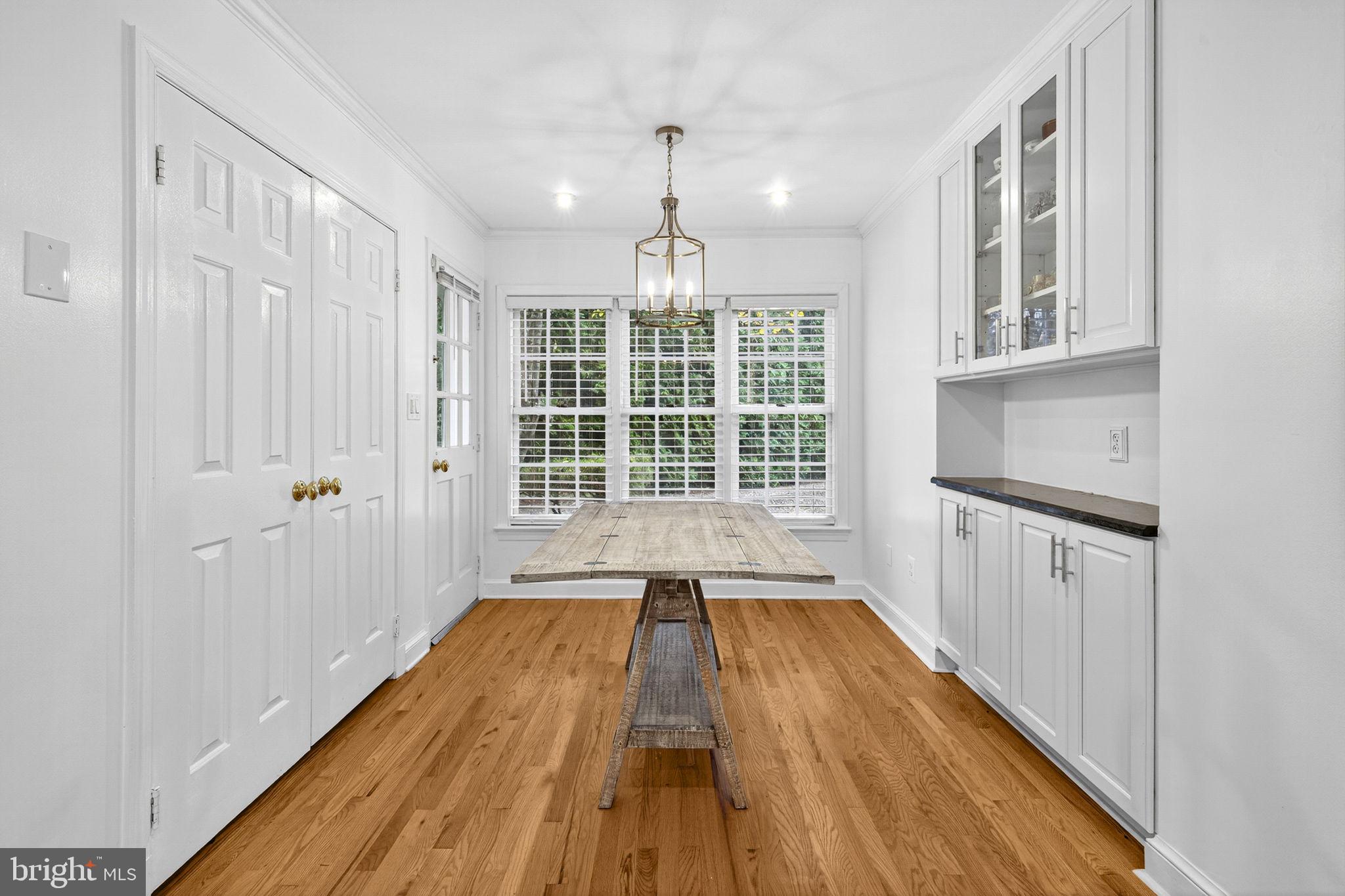 VILLAGE HAMLET - Residential