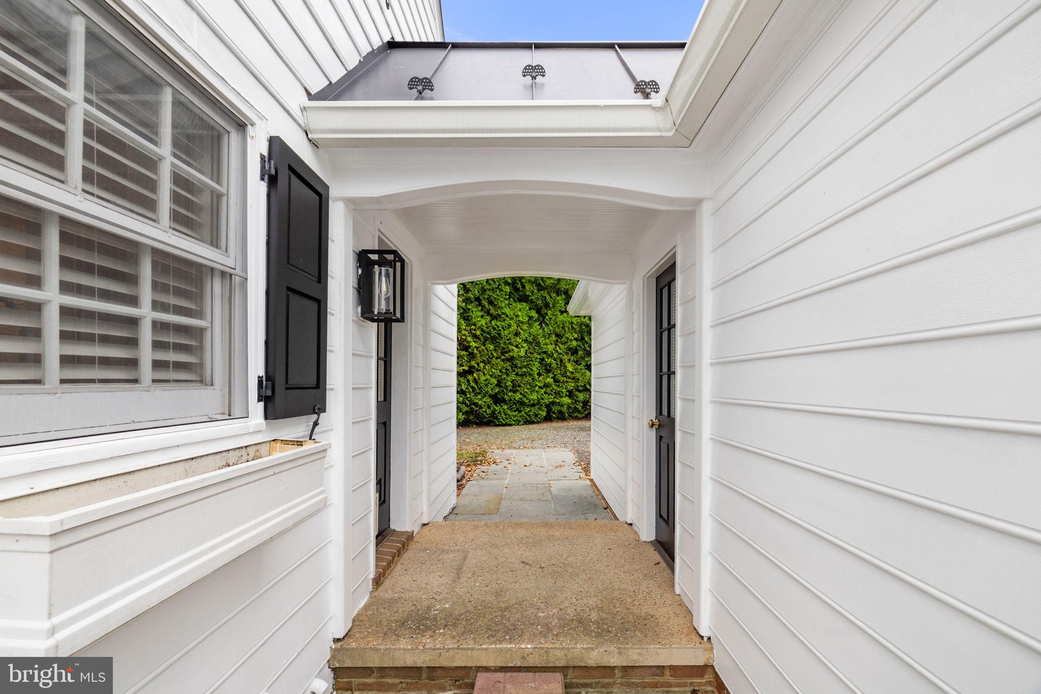 VILLAGE HAMLET - Residential