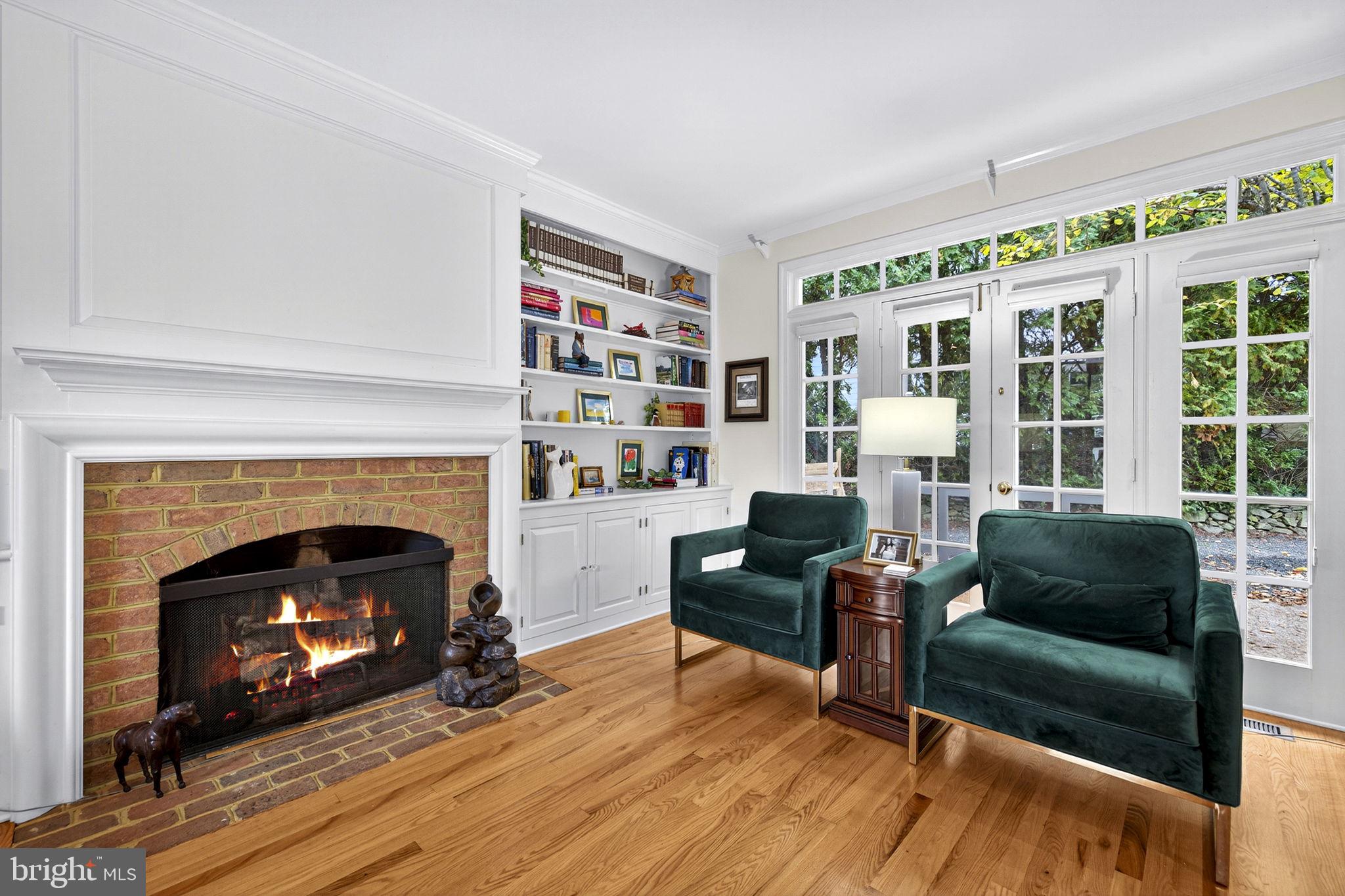 VILLAGE HAMLET - Residential