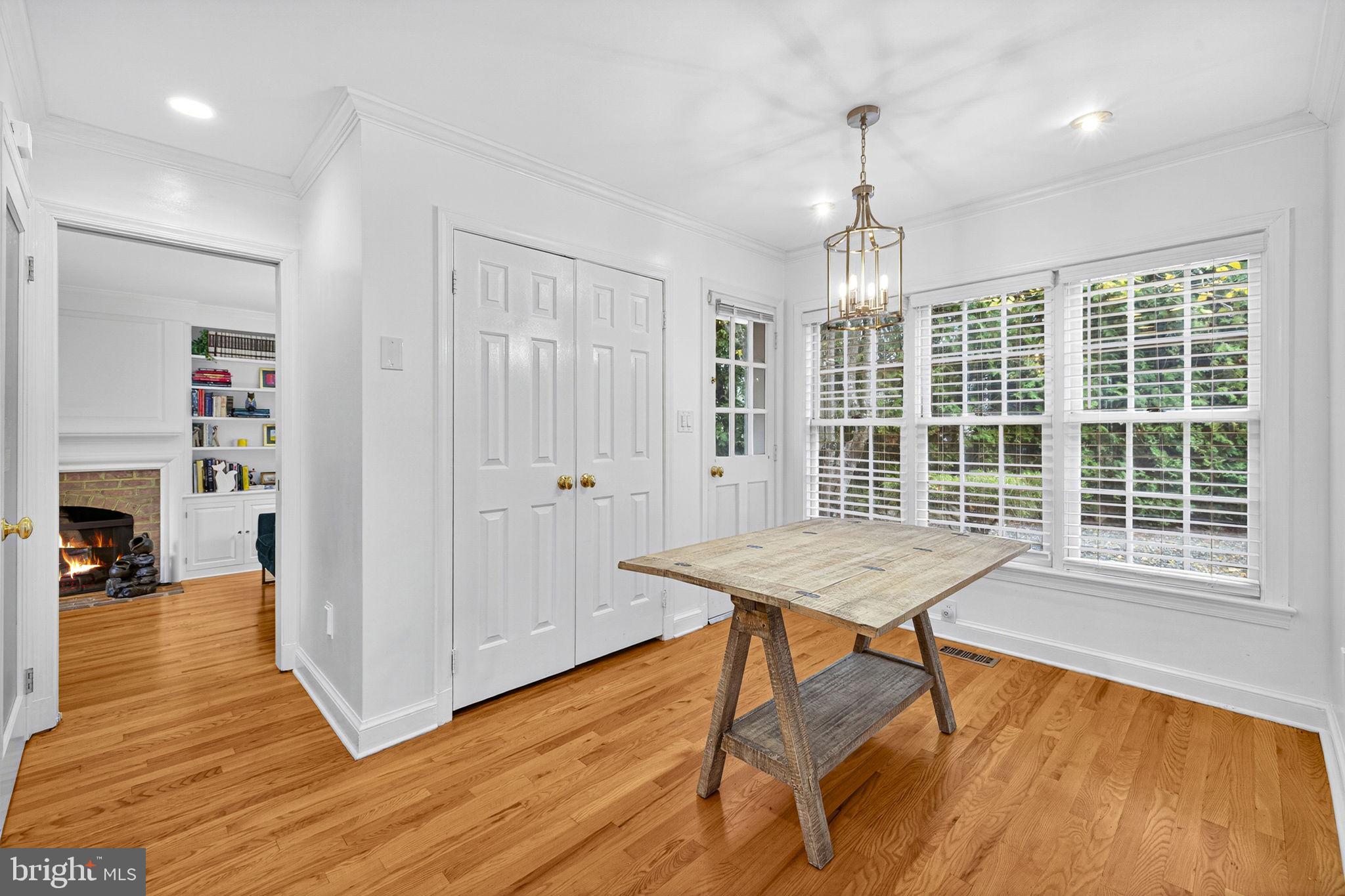 VILLAGE HAMLET - Residential