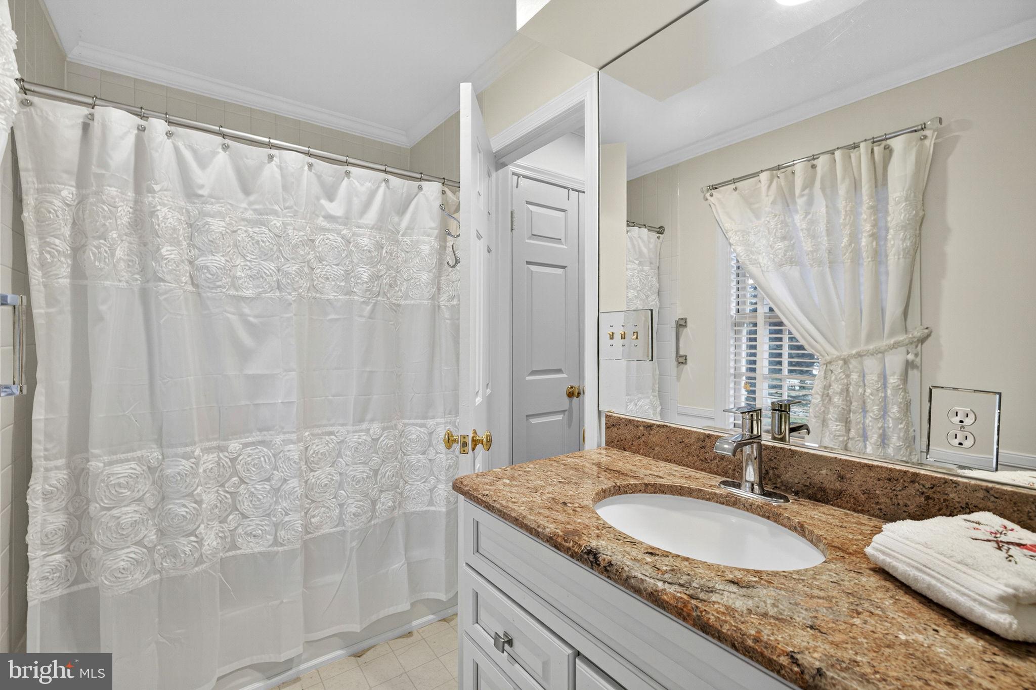 VILLAGE HAMLET - Residential