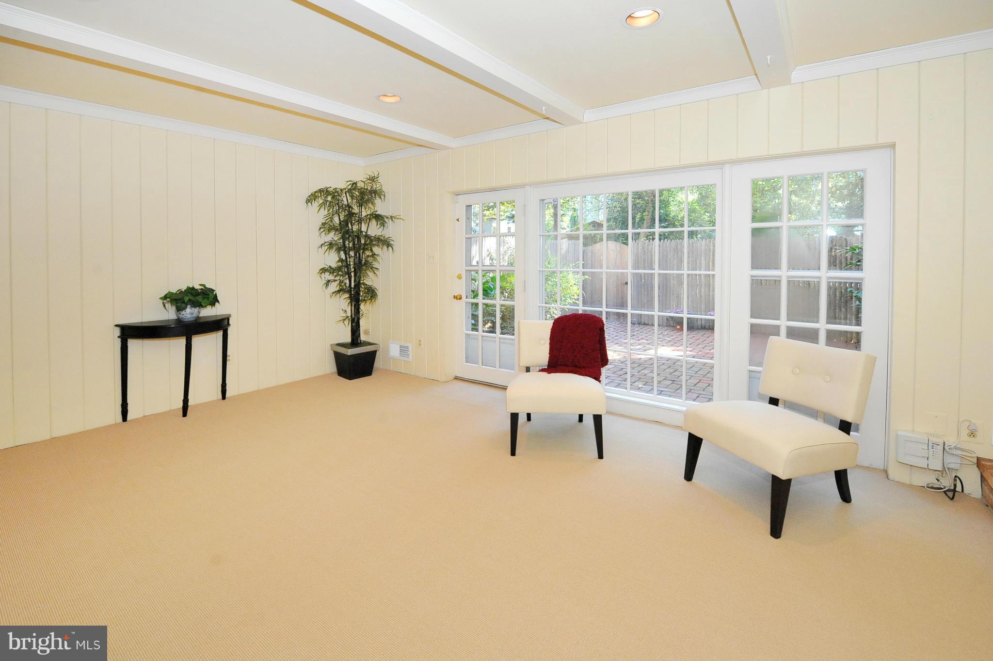 CRESTVIEW - Residential