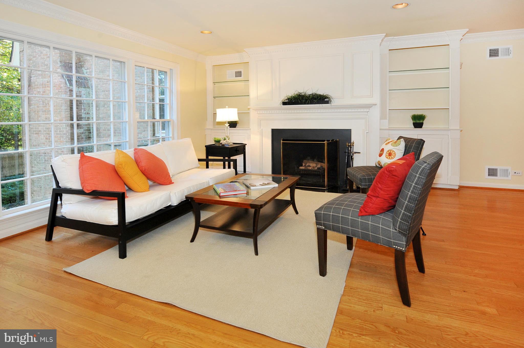 CRESTVIEW - Residential