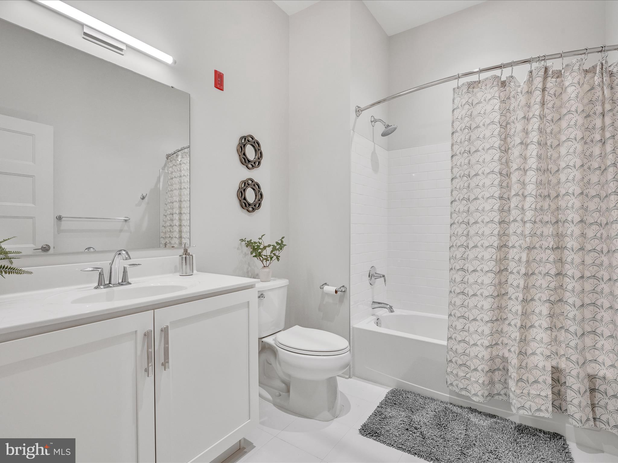 575 SOUTH CONDOS - Residential