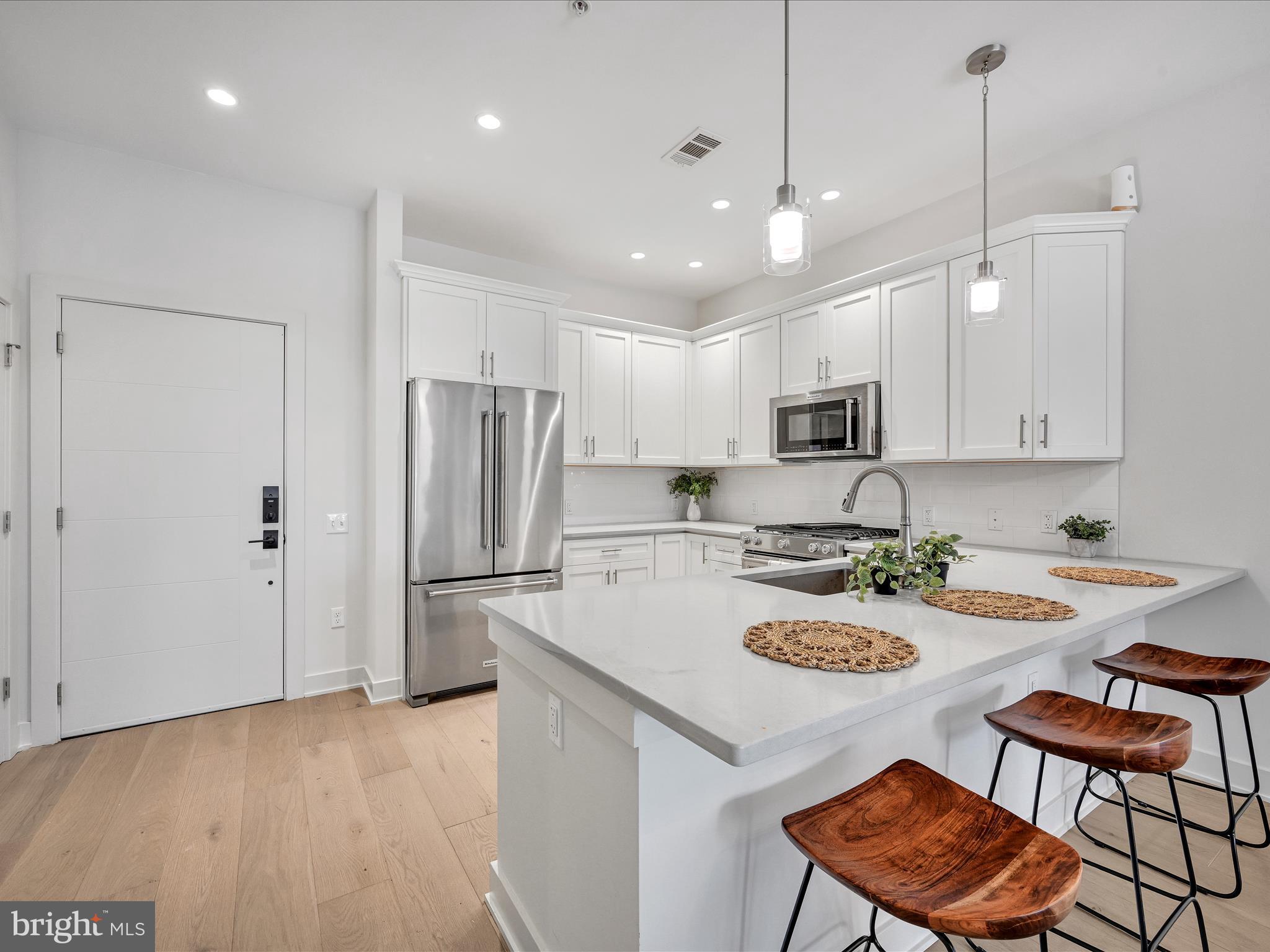 575 SOUTH CONDOS - Residential