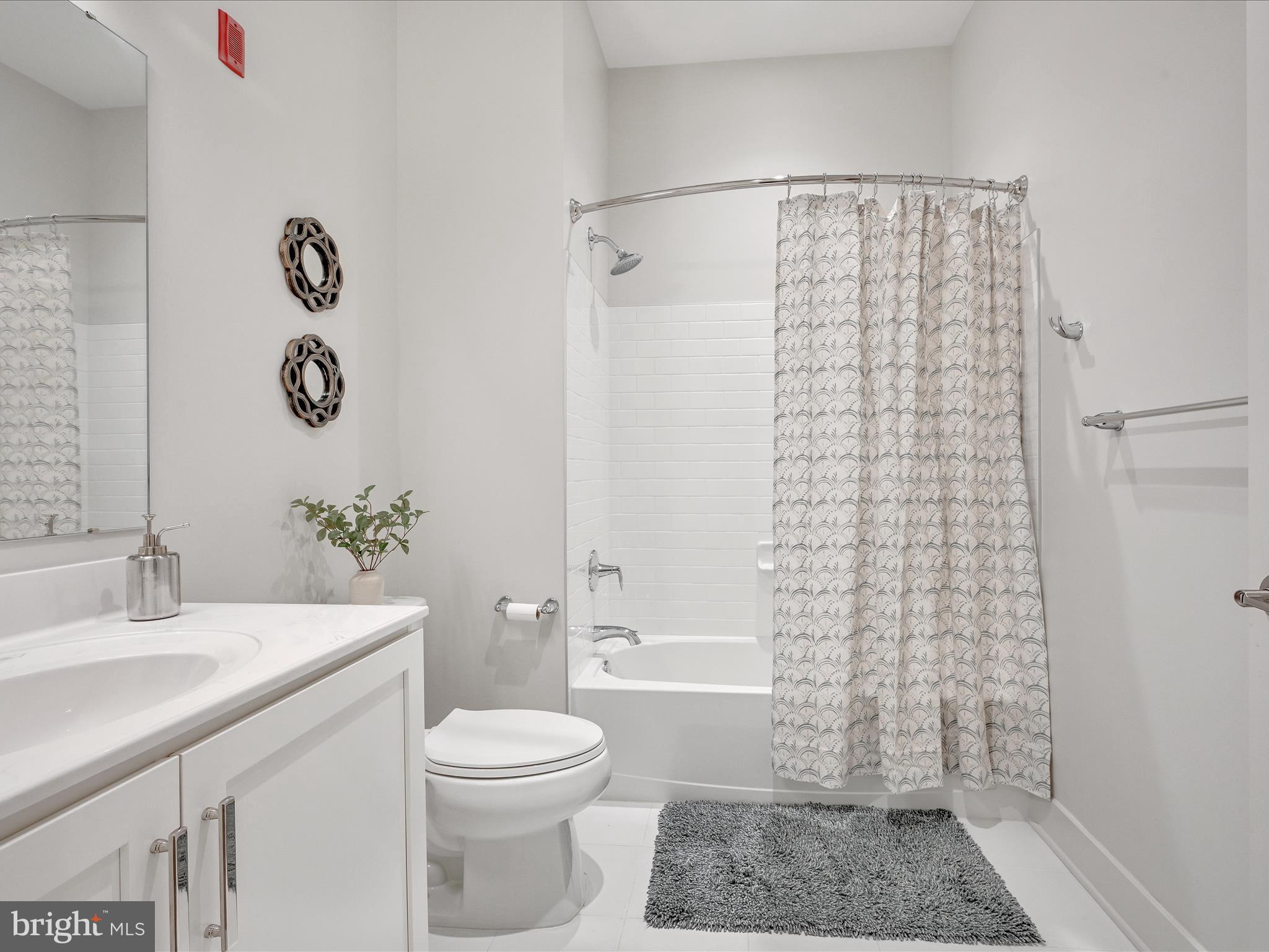575 SOUTH CONDOS - Residential