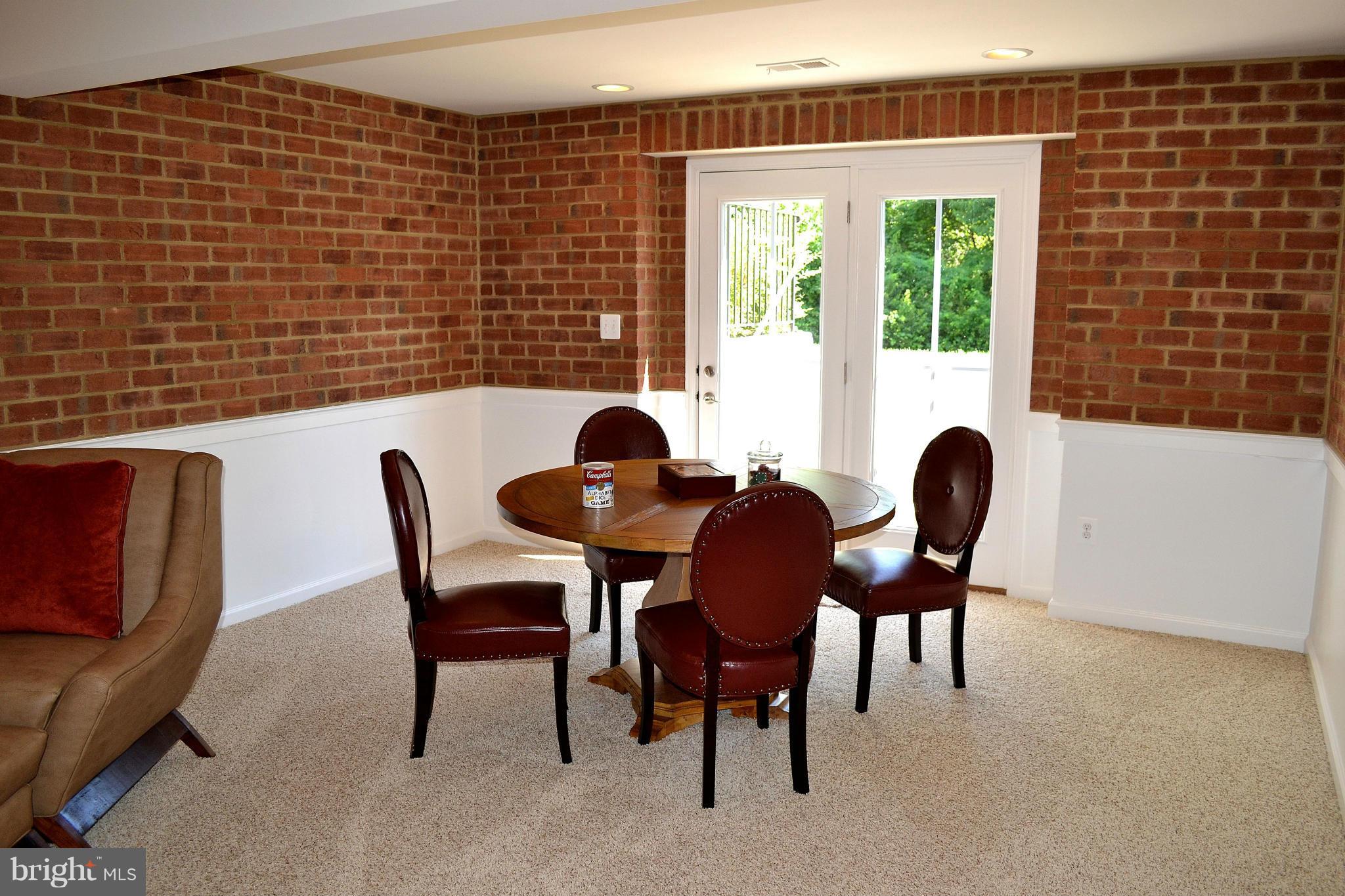 MAGNOLIA GREEN - Residential Lease