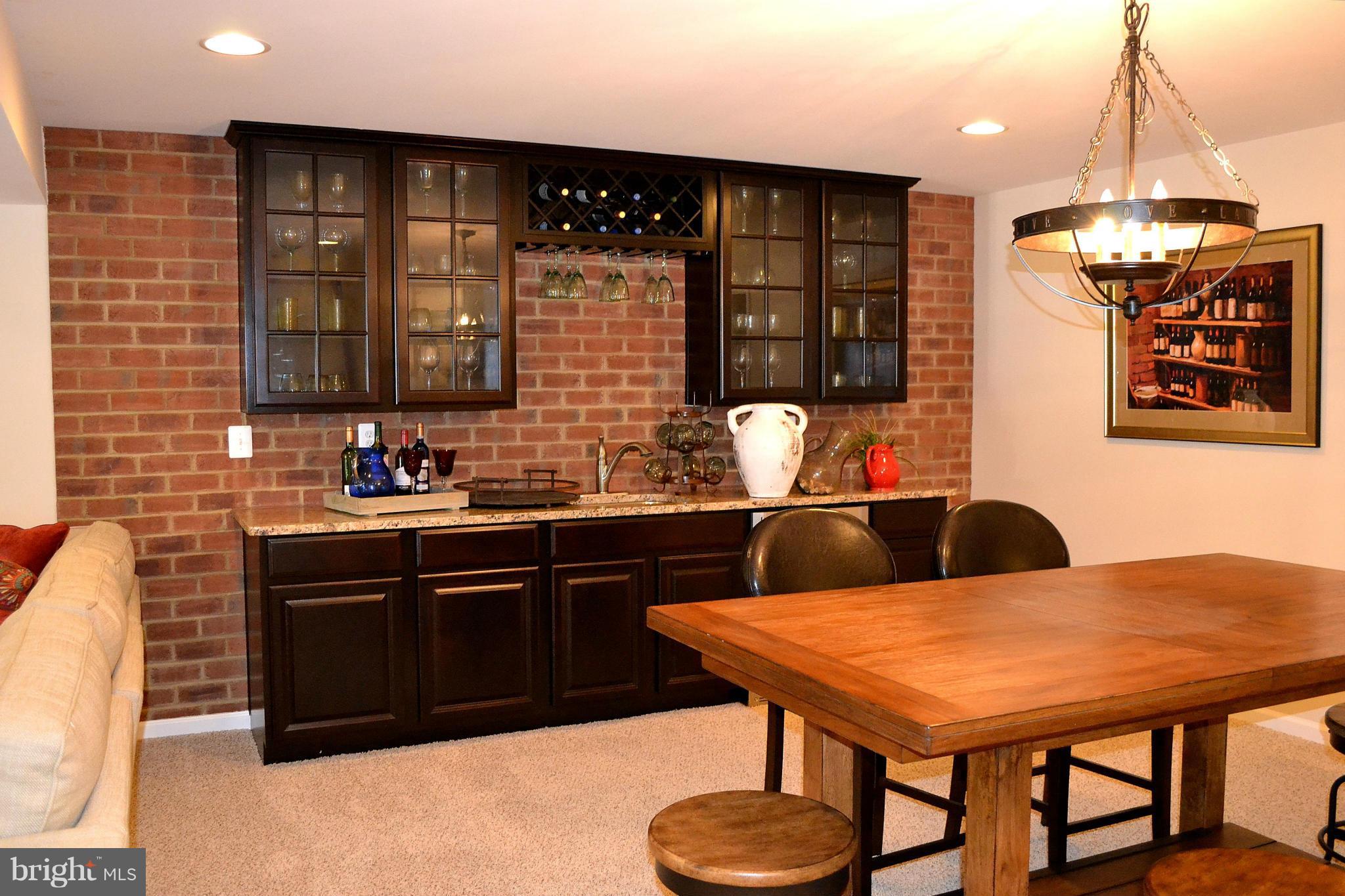 MAGNOLIA GREEN - Residential Lease