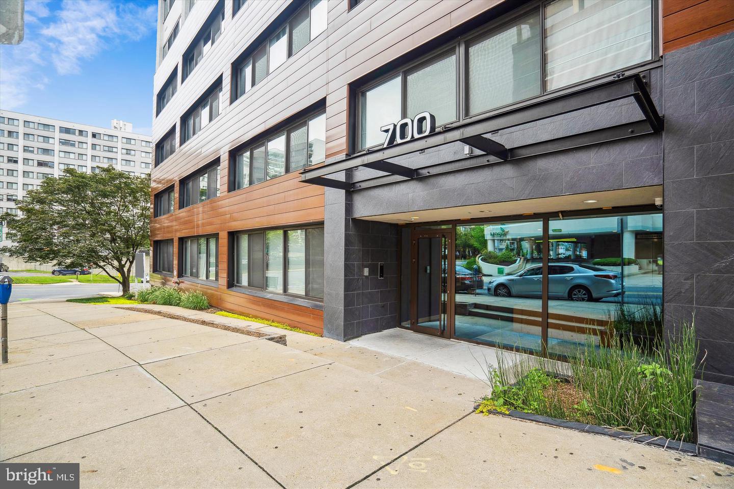 700 ROEDER ROAD 401