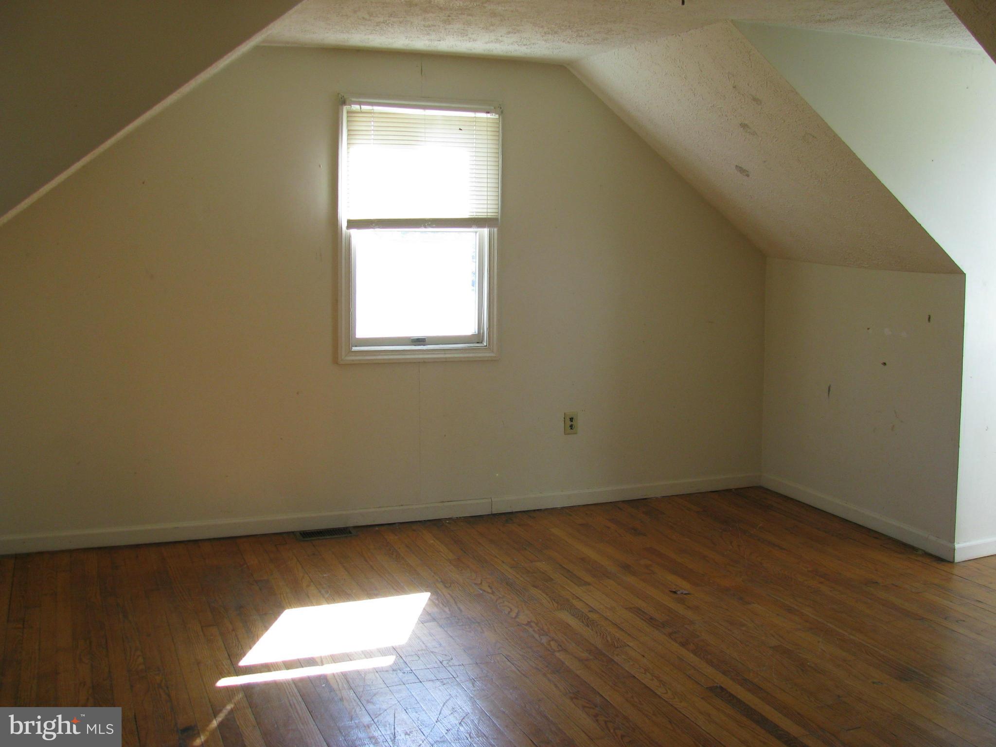 ROSELAND - Residential