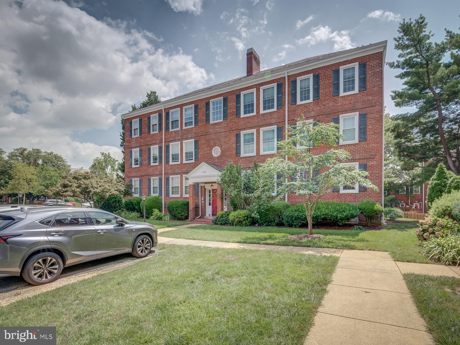 FAIRLINGTON VILLAGES - Residential Lease