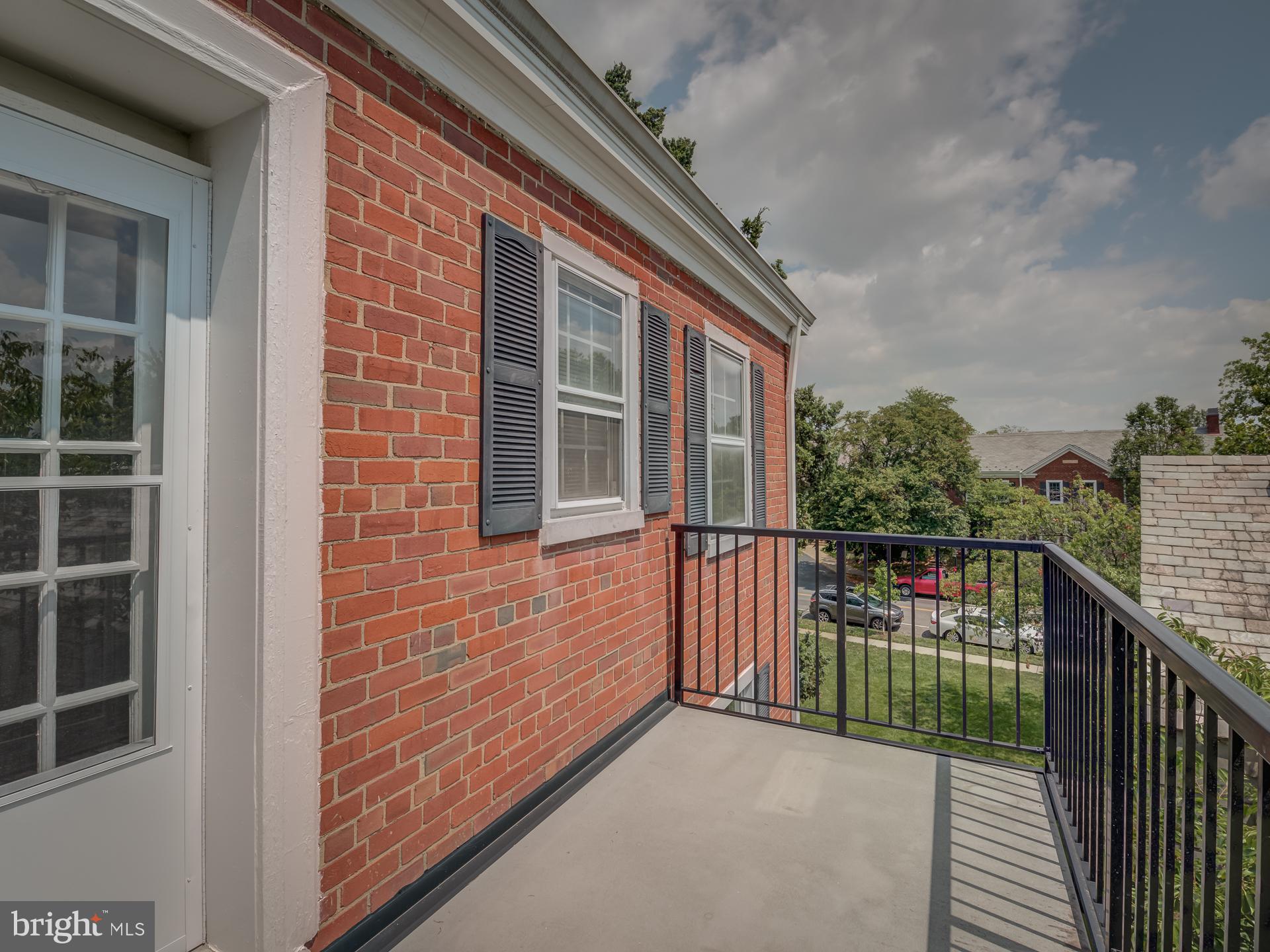 FAIRLINGTON VILLAGES - Residential Lease