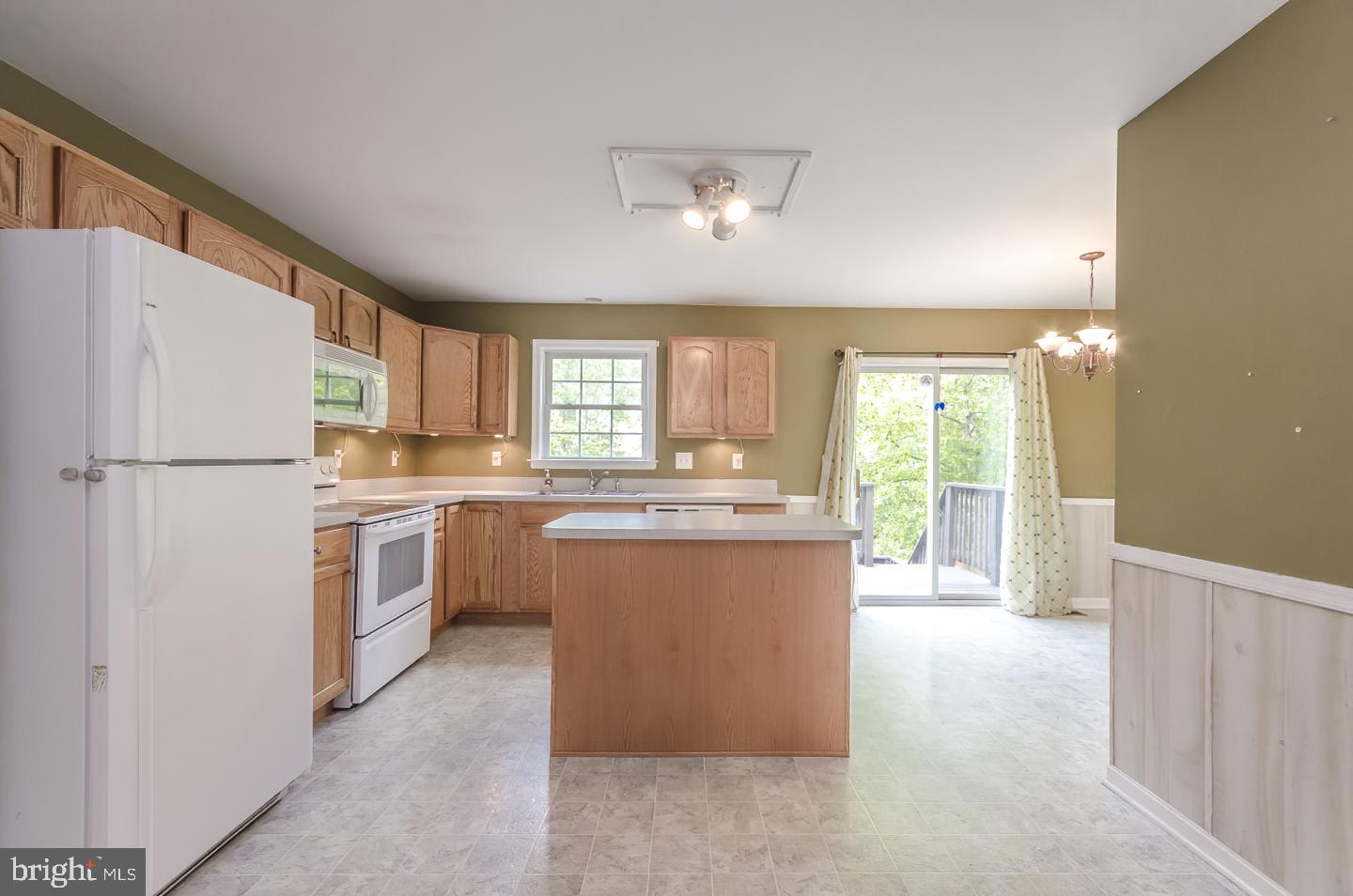 HAMMONDS MILL - Residential Lease