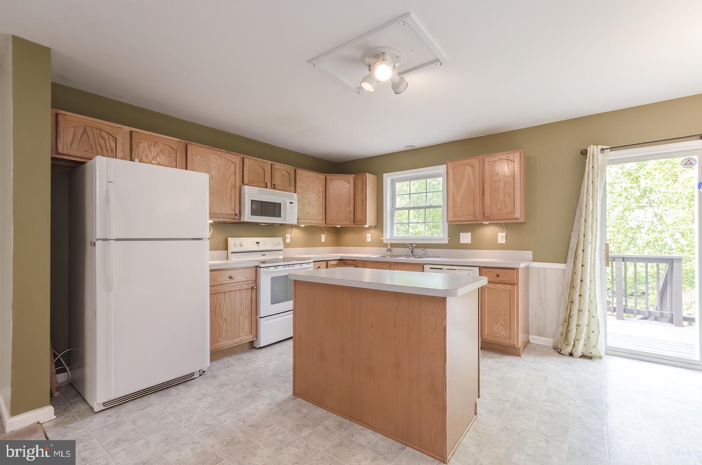 HAMMONDS MILL - Residential Lease