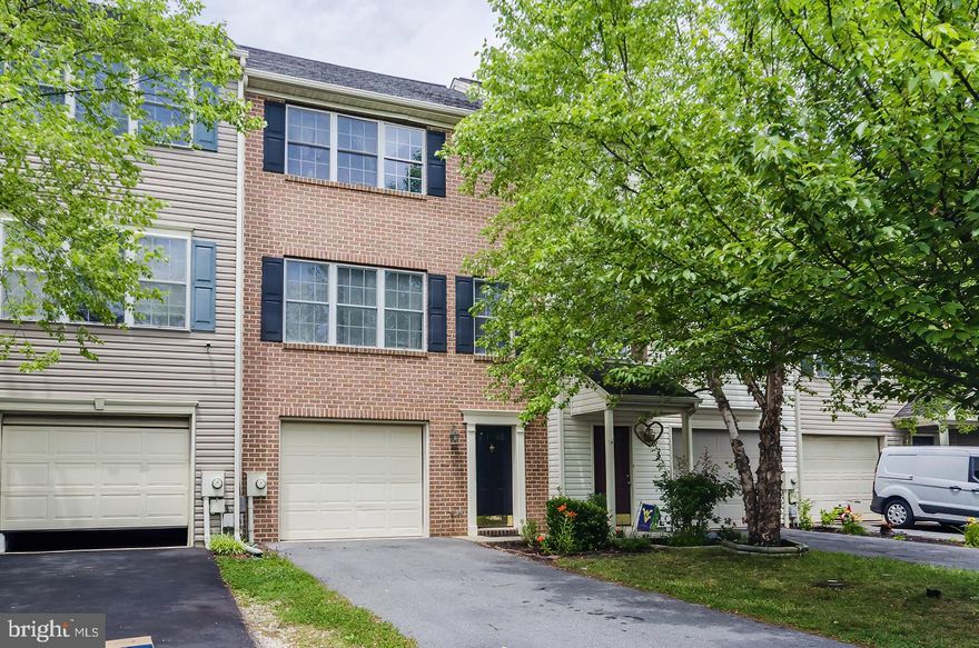 Brick front townhouse, available immediately - 3 bedroom, 2.1 bathroom.  Pets allowed on case-by-case basis.  Fenced in yard, large deck with stairs.  All appliances included.  Local owners and active maintenance.   Convenient access to stores, restaurants, and commuter routes.  Application fee of $40 per occupant over age of 18.