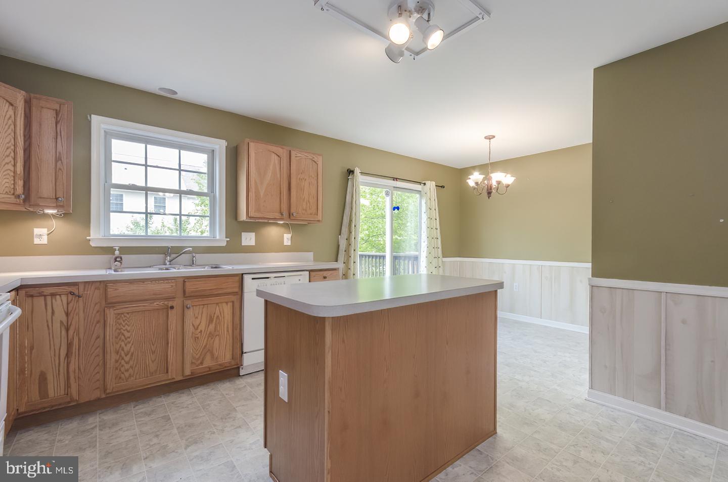 HAMMONDS MILL - Residential Lease