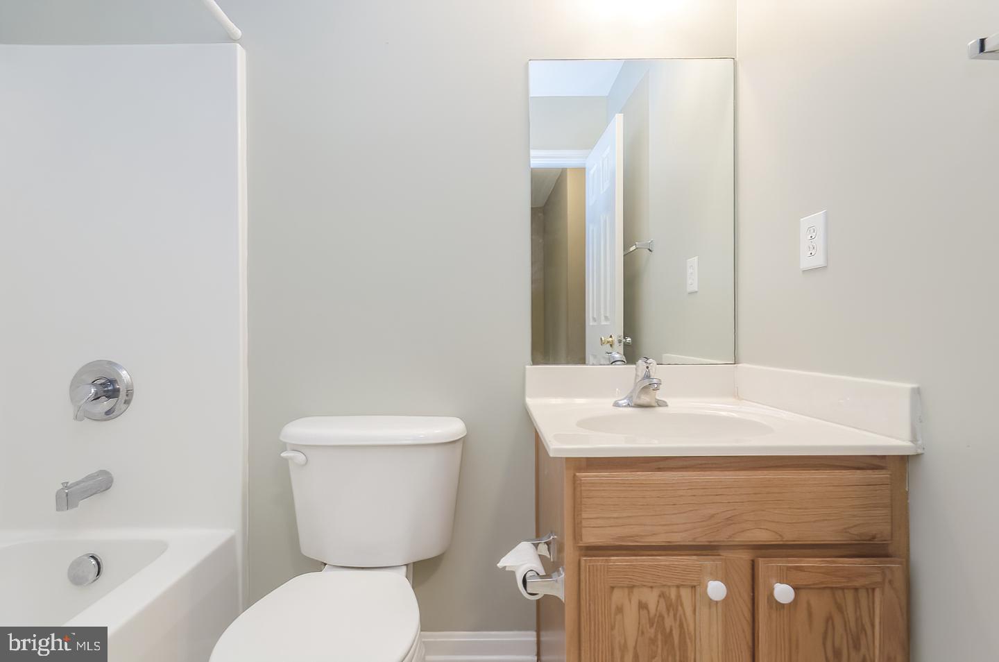 HAMMONDS MILL - Residential Lease