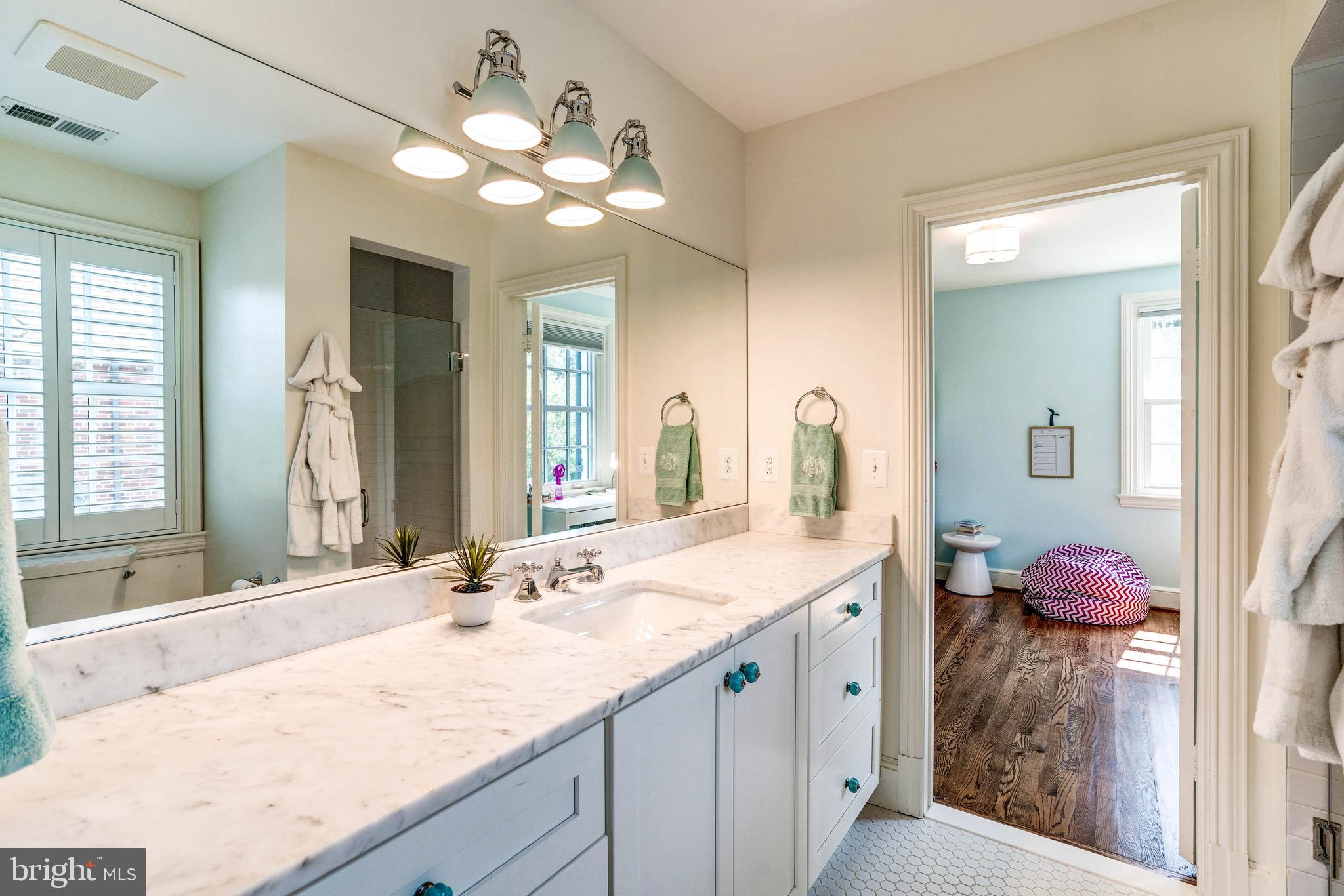 WESTMORELAND HILLS - Residential