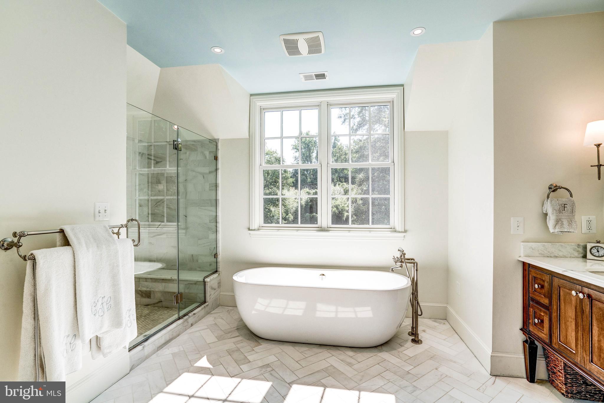 WESTMORELAND HILLS - Residential