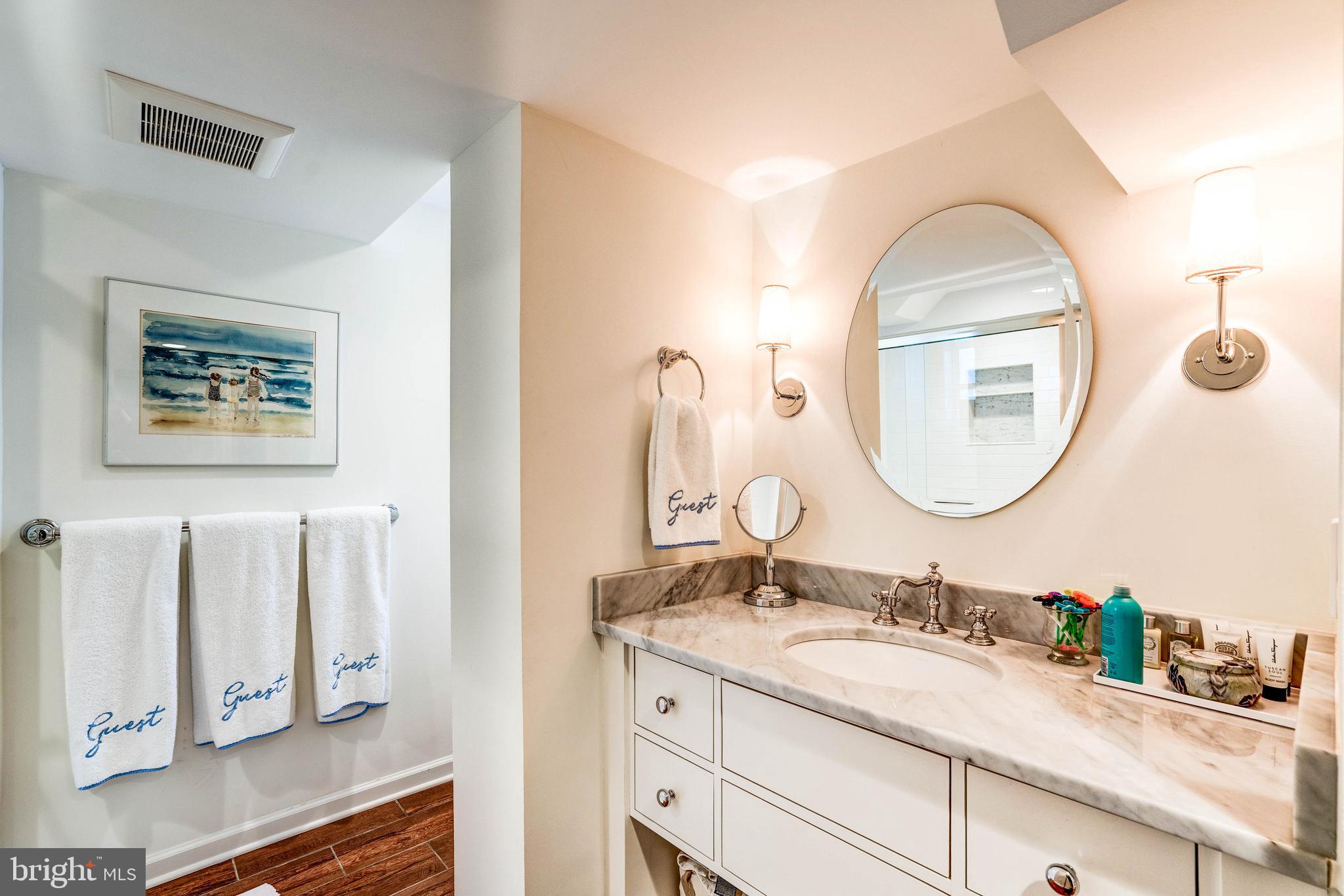 WESTMORELAND HILLS - Residential