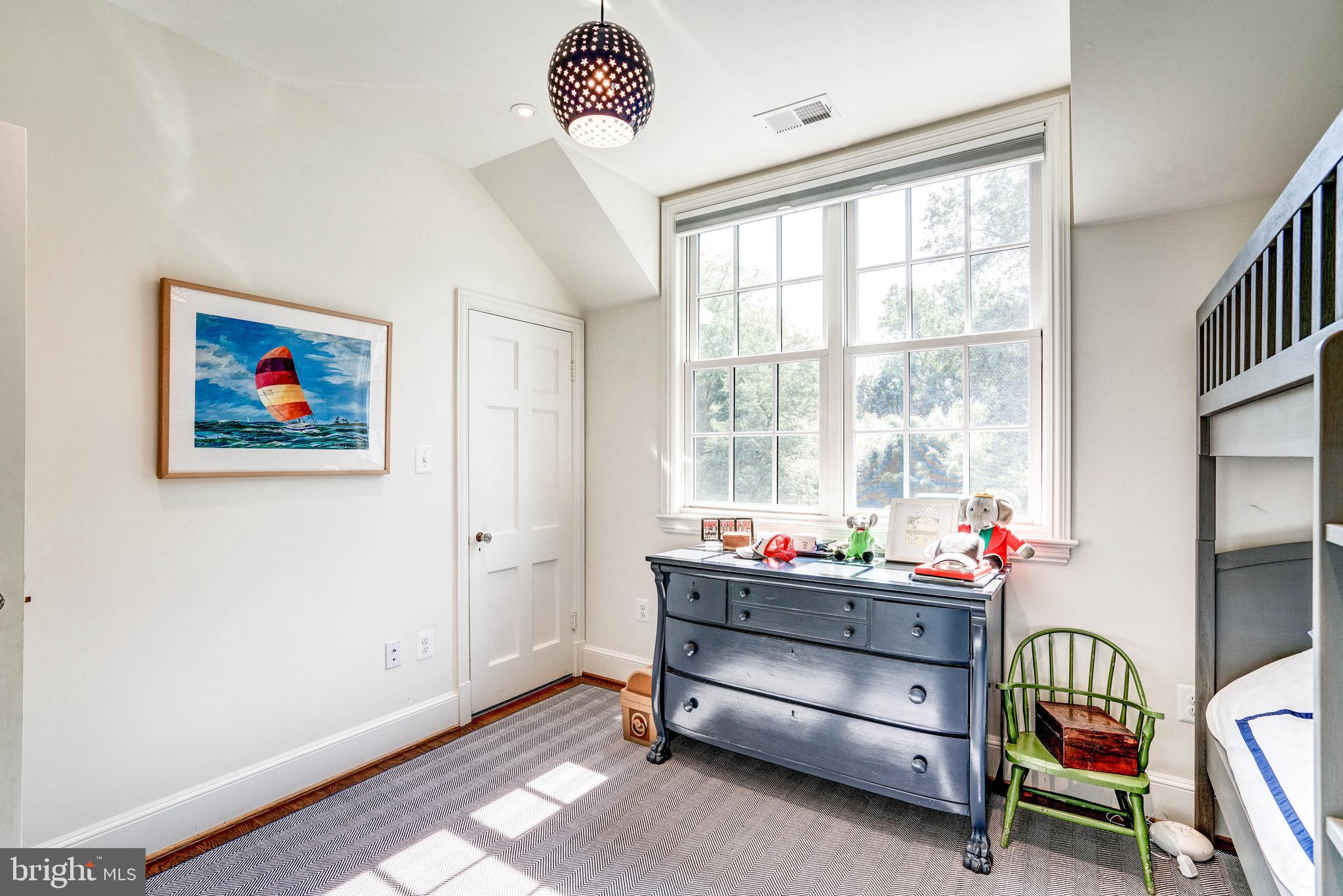 WESTMORELAND HILLS - Residential