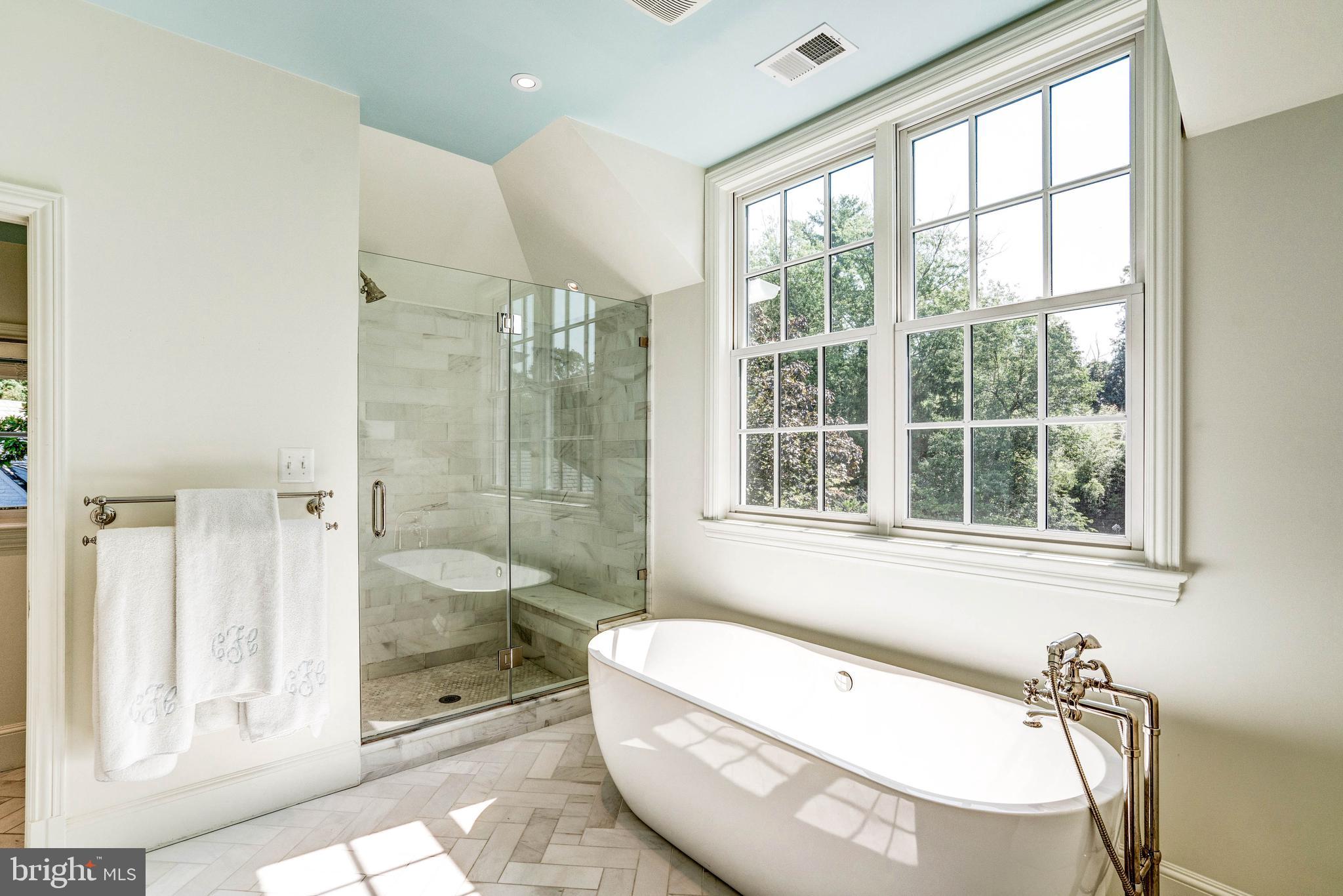 WESTMORELAND HILLS - Residential