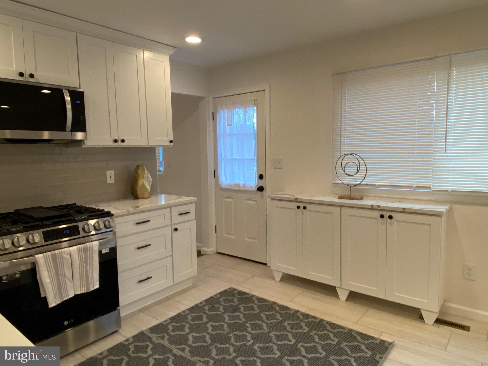 SPRINGBROOK - Residential