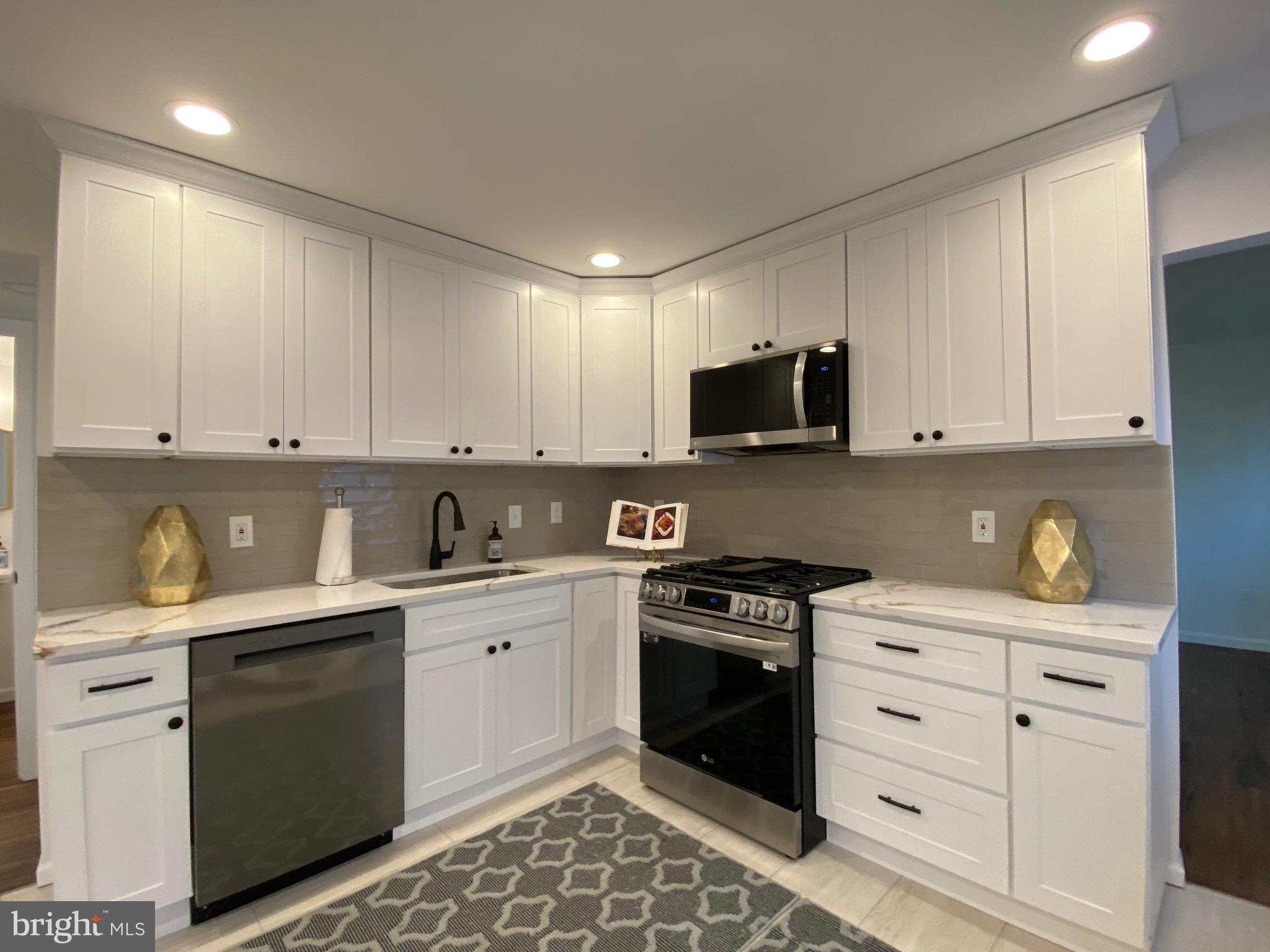 SPRINGBROOK - Residential