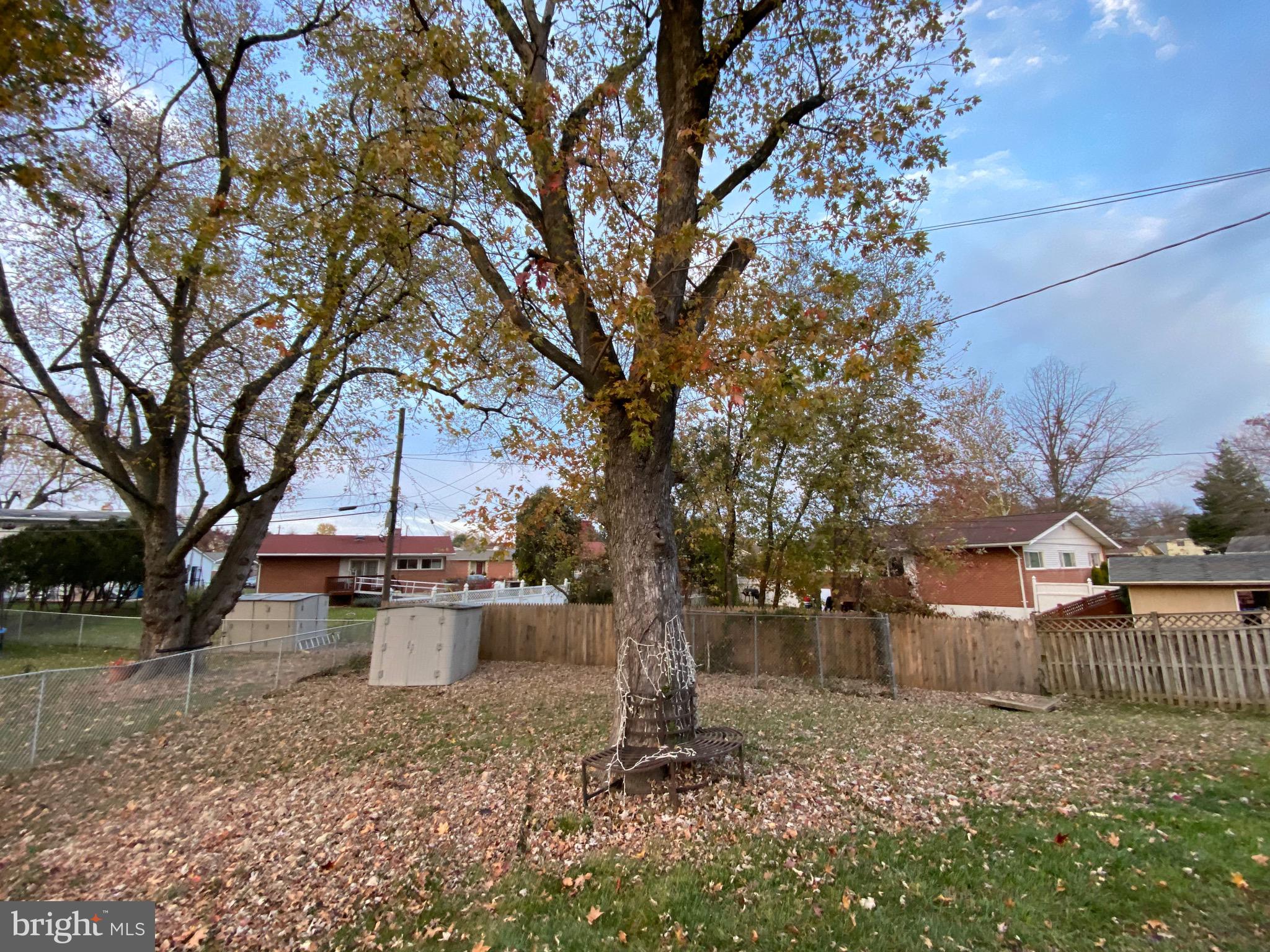 SPRINGBROOK - Residential