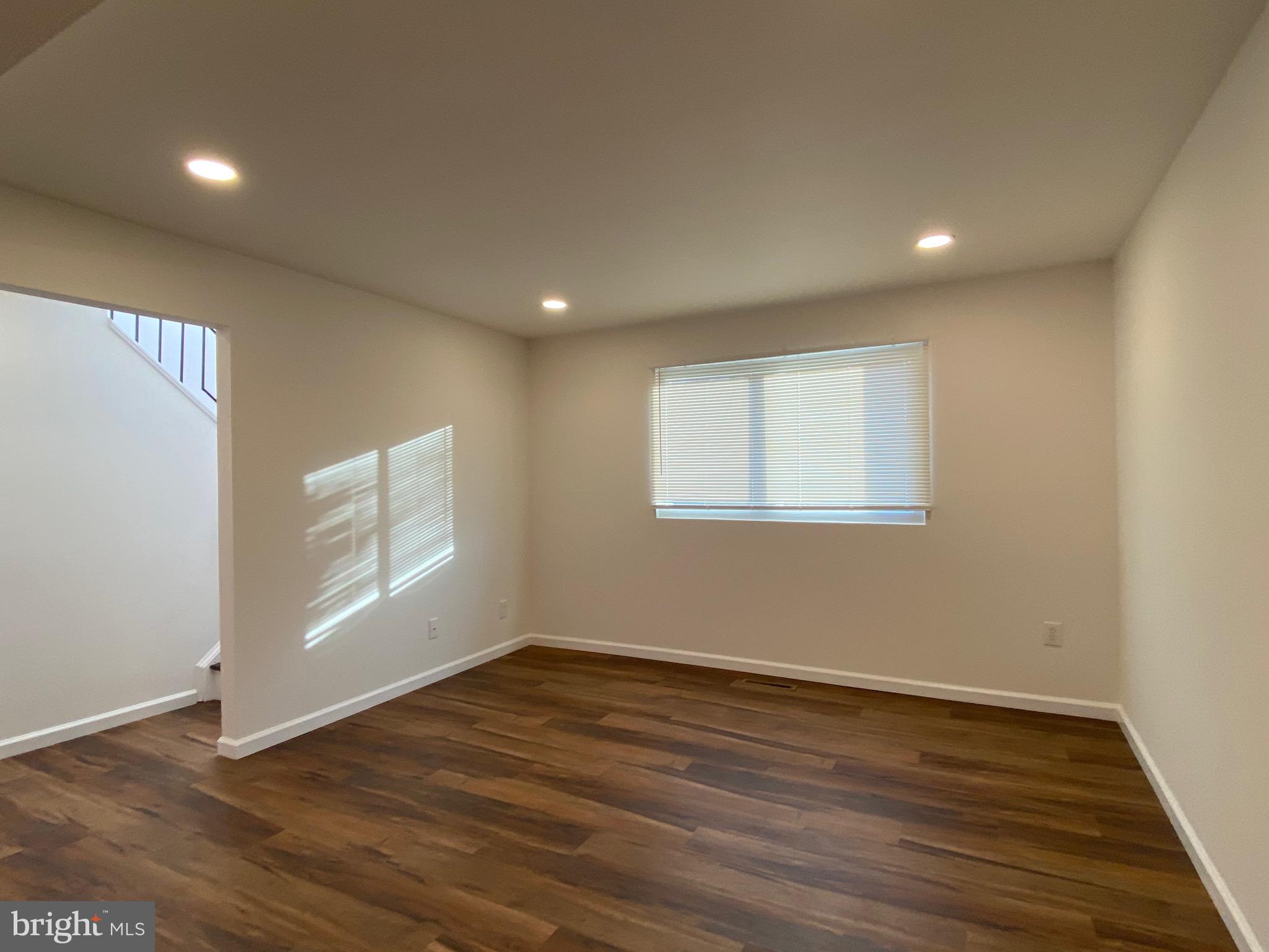 SPRINGBROOK - Residential