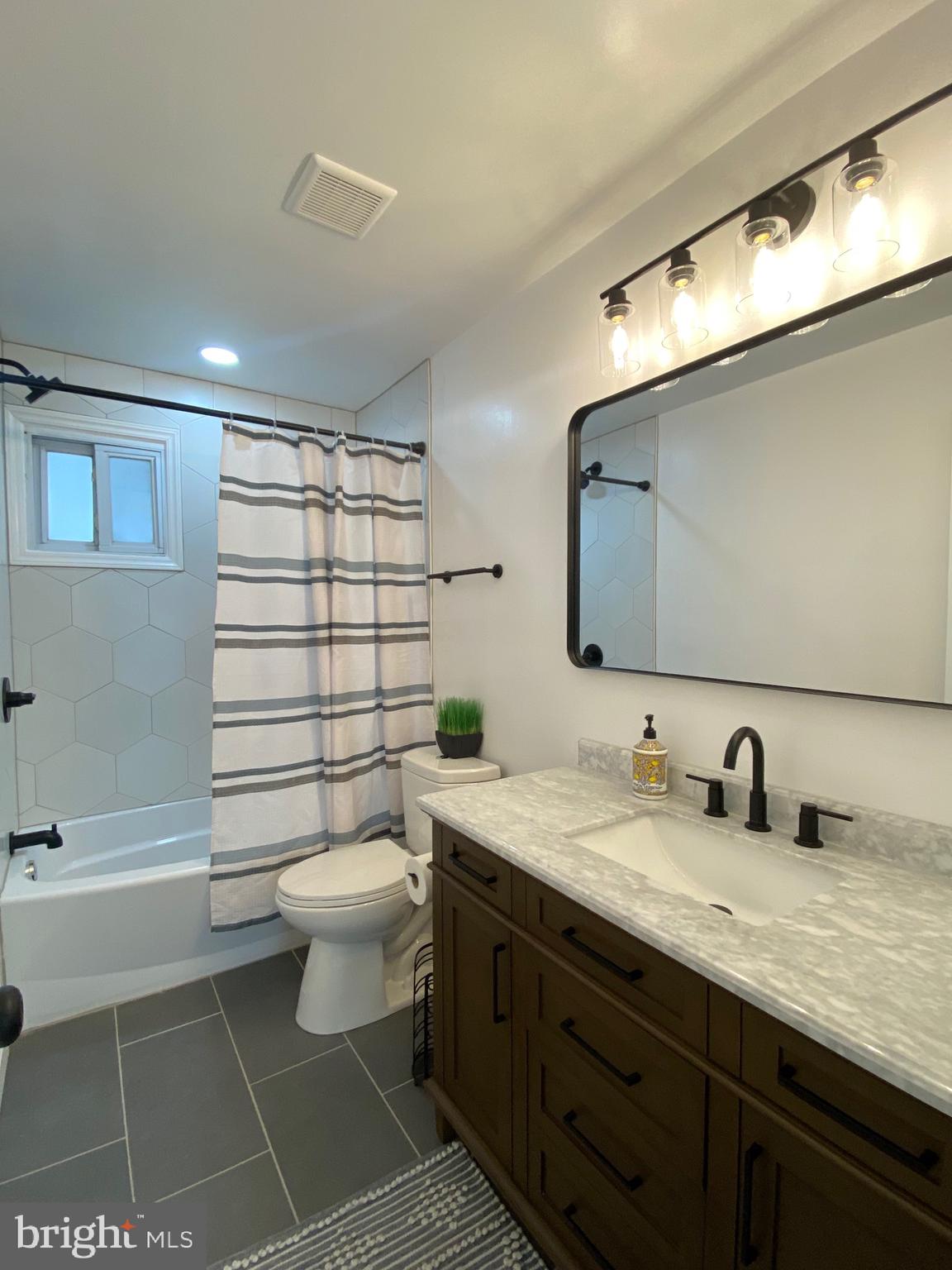 SPRINGBROOK - Residential