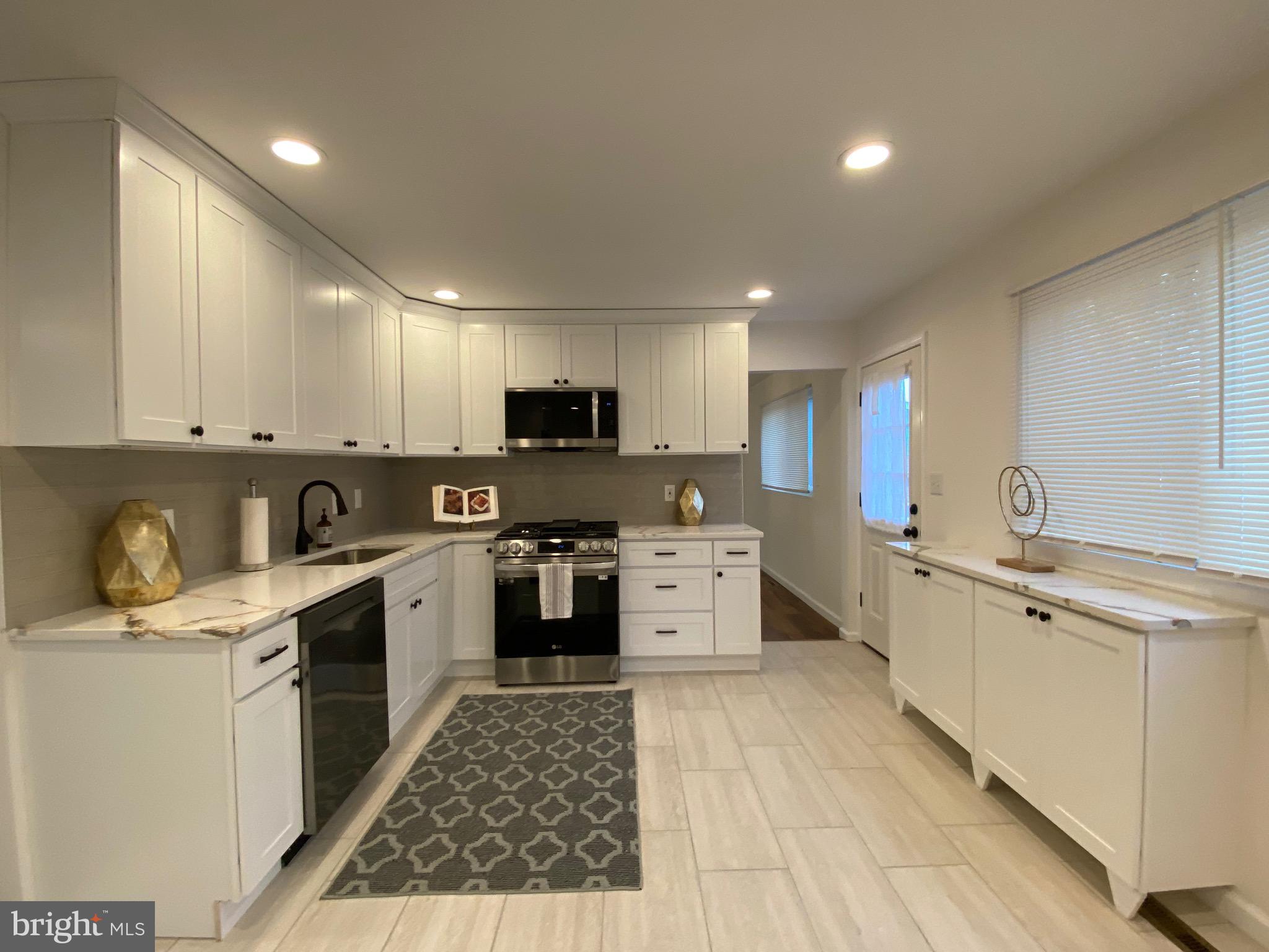 SPRINGBROOK - Residential